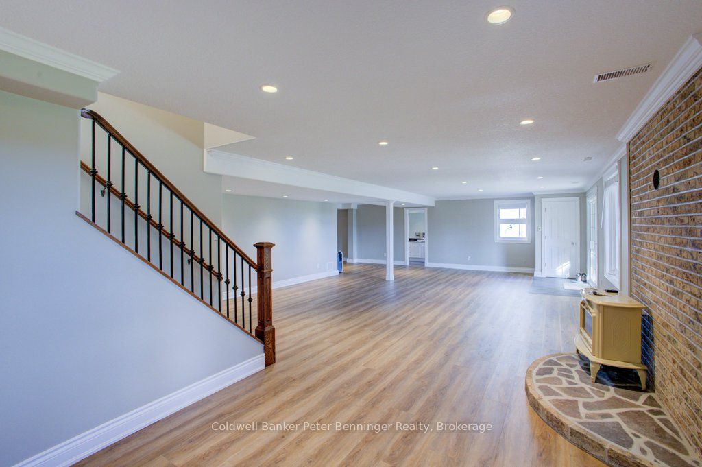 79 George Street S Property Photo 24
