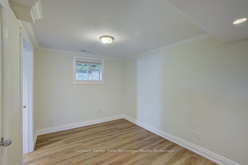 79 George Street S Property Photo 25