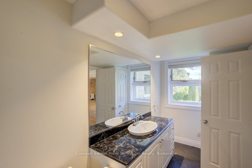 79 George Street S Property Photo 27