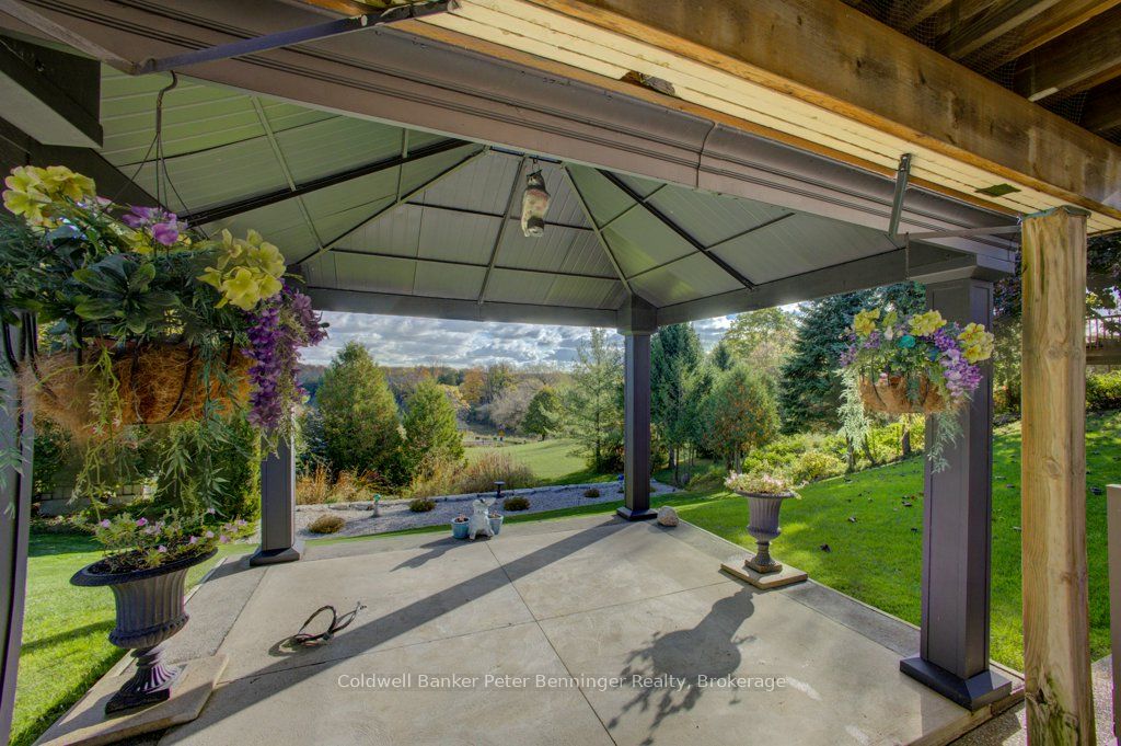 79 George Street S Property Photo 38