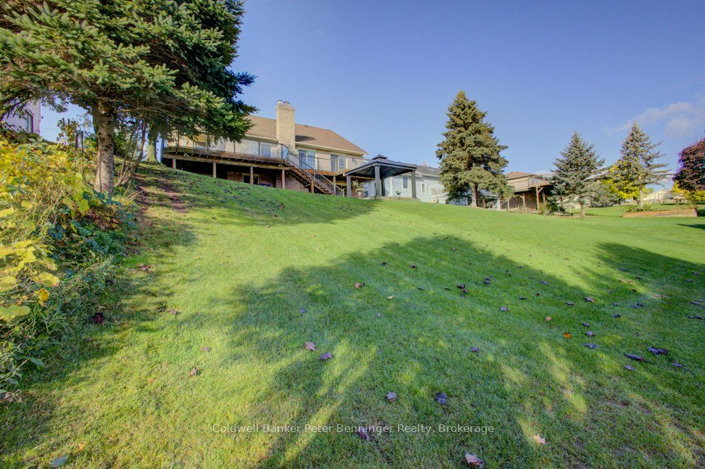 79 George Street S Property Photo 44
