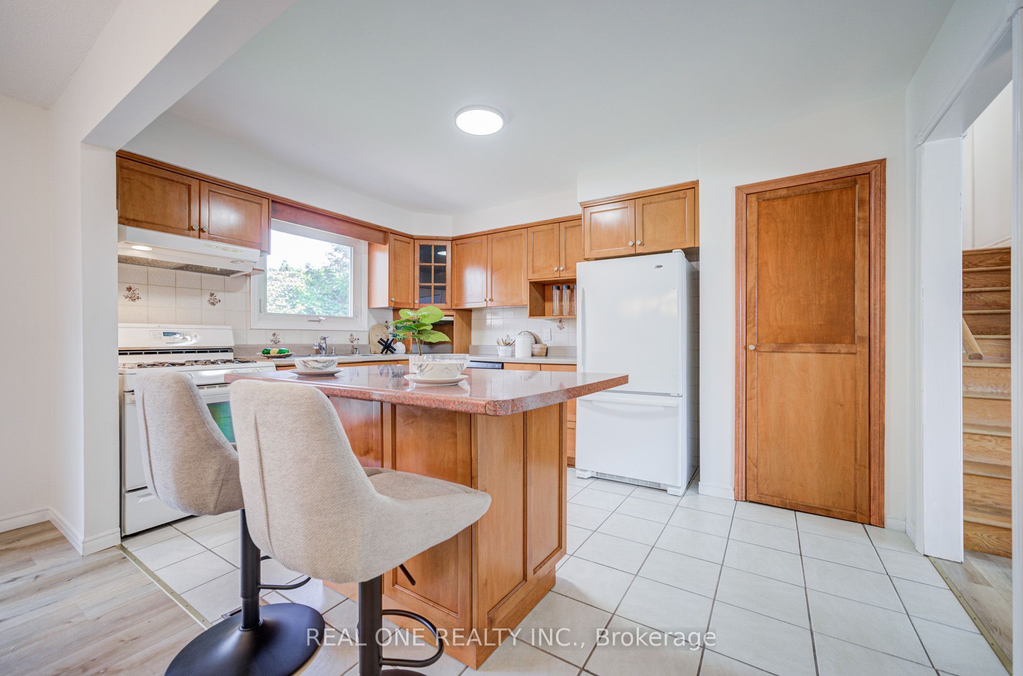 232 Clifton Downs Road Property Photo 14