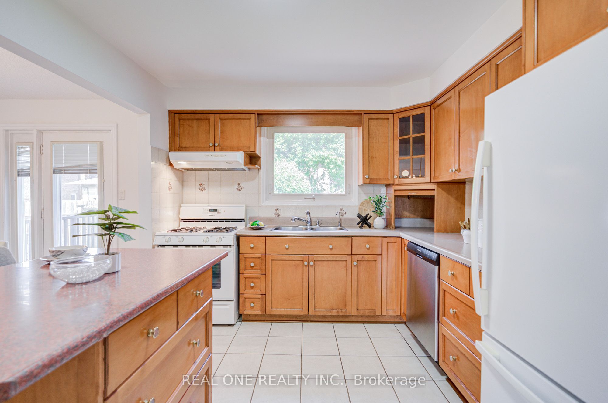232 Clifton Downs Road Property Photo 17