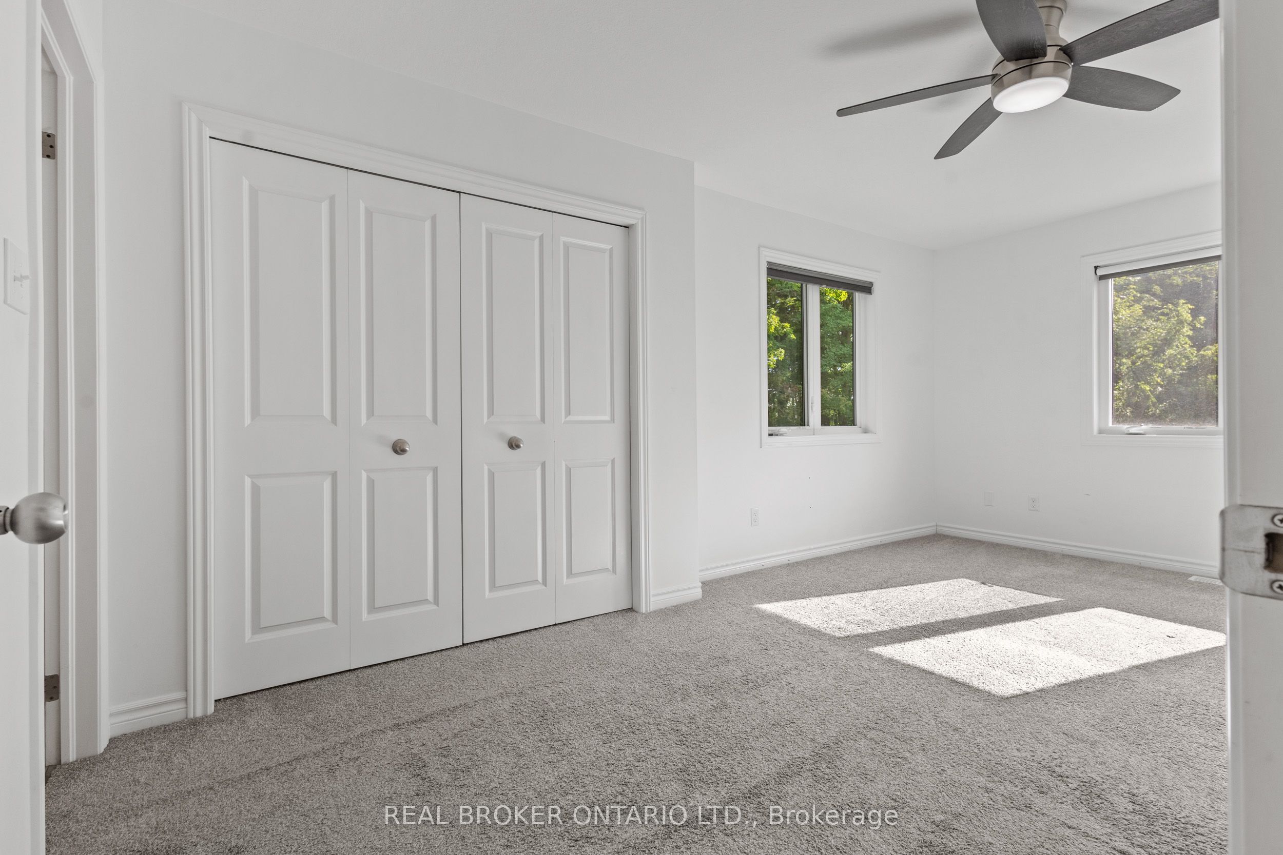 91 Woodedge Circle Property Photo 16
