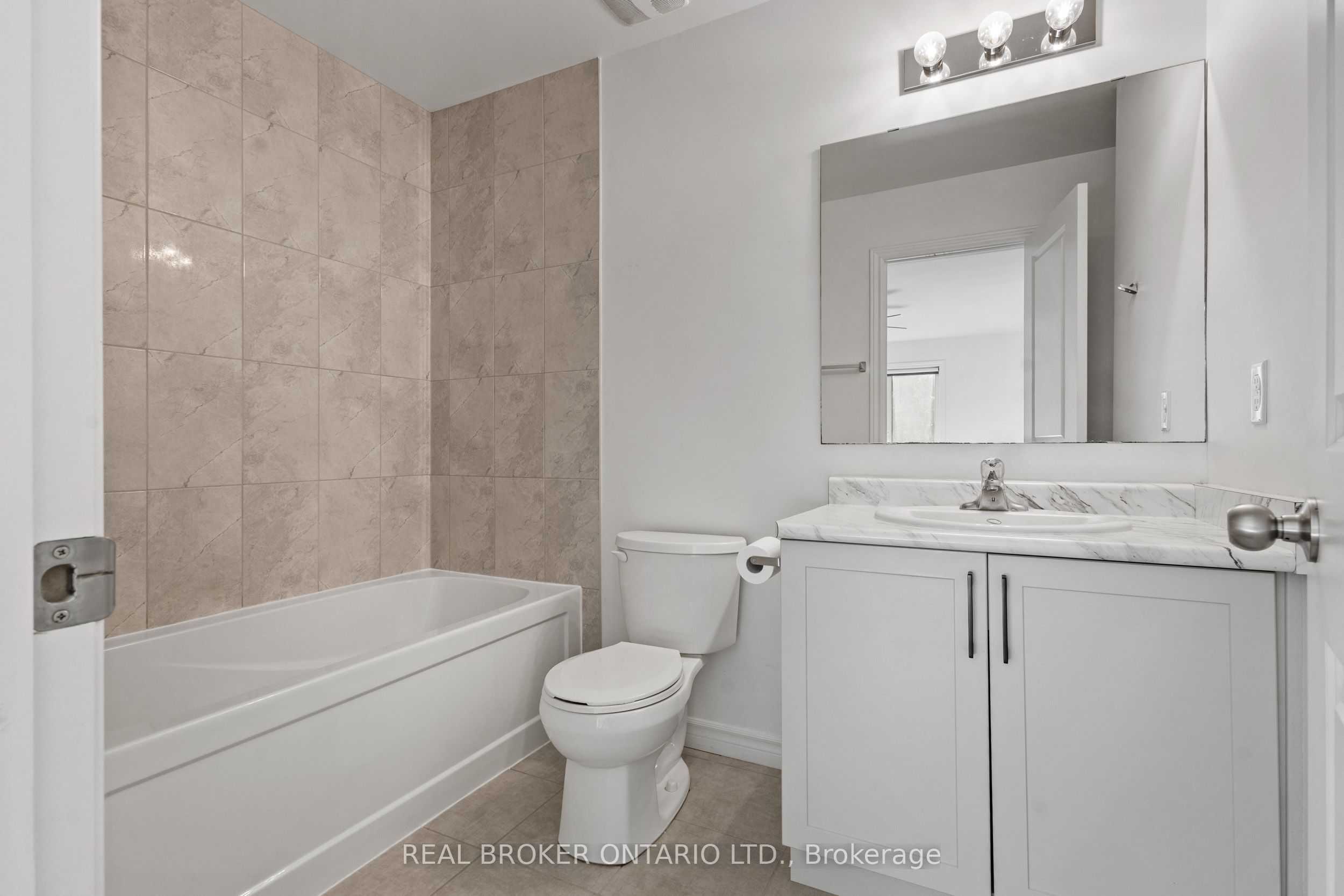 91 Woodedge Circle Property Photo 18