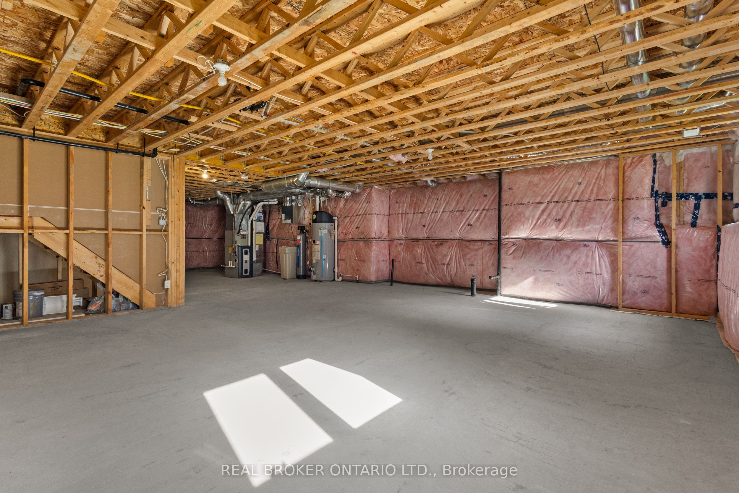 91 Woodedge Circle Property Photo 28