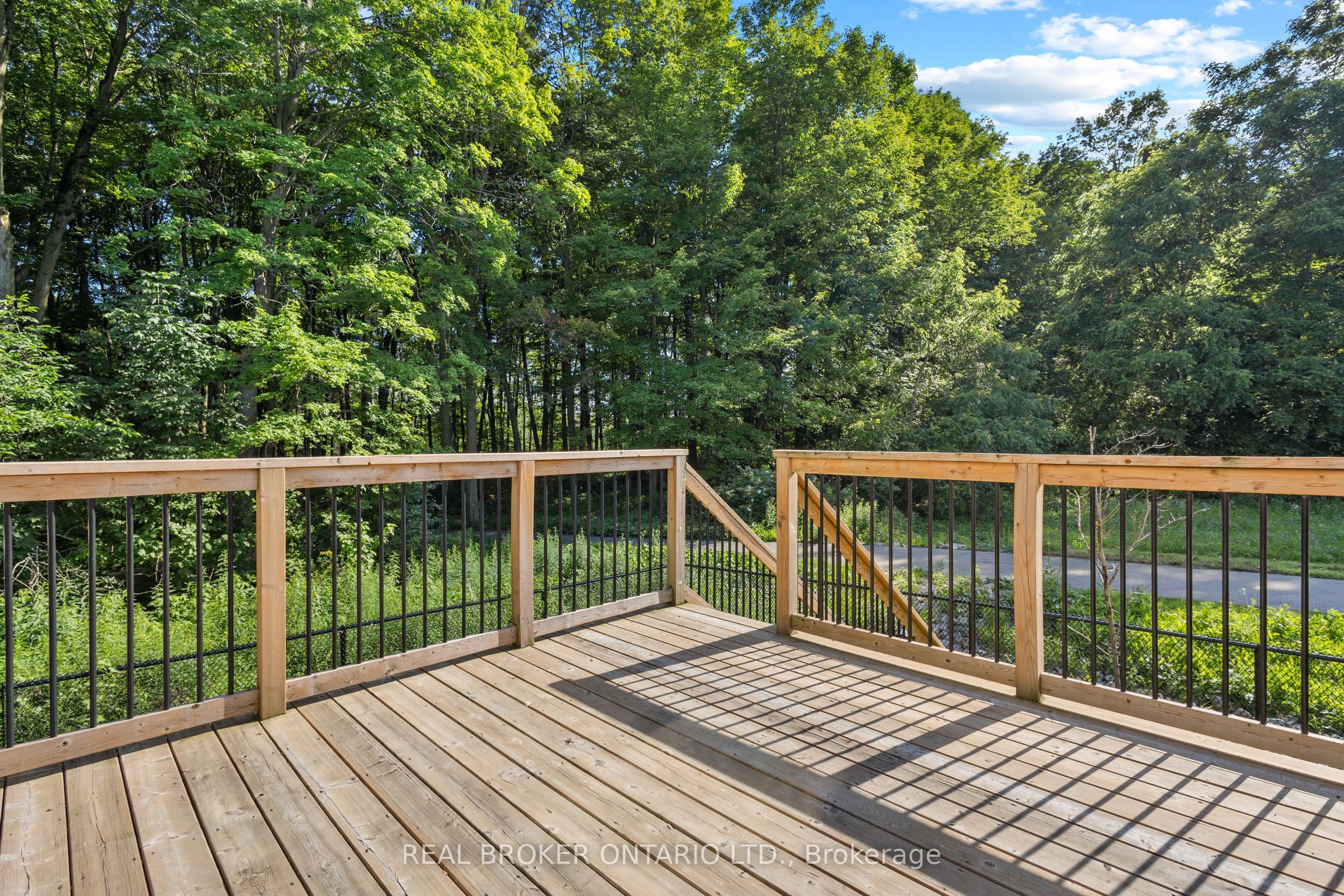 91 Woodedge Circle Property Photo 29