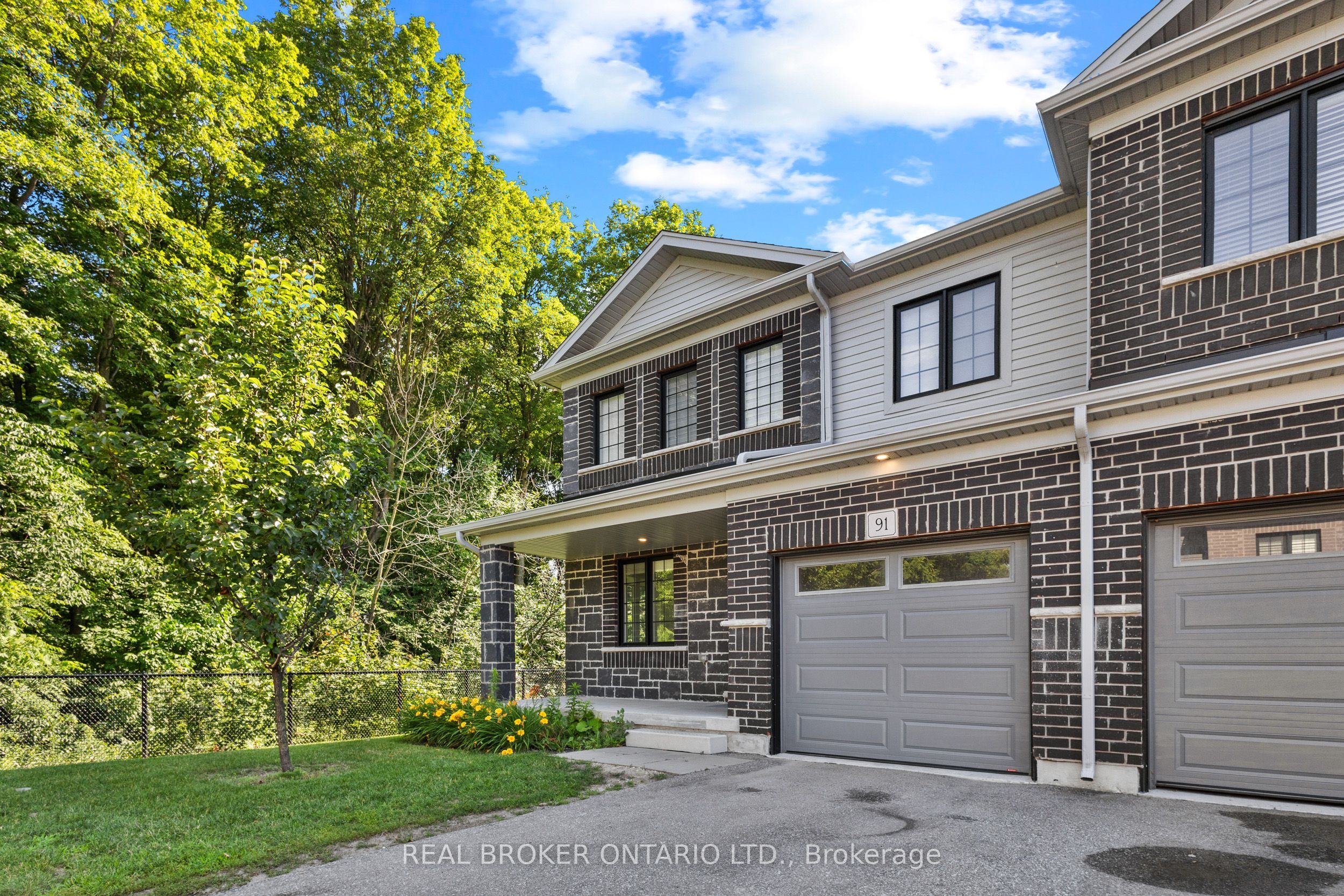 91 Woodedge Circle Property Photo 33