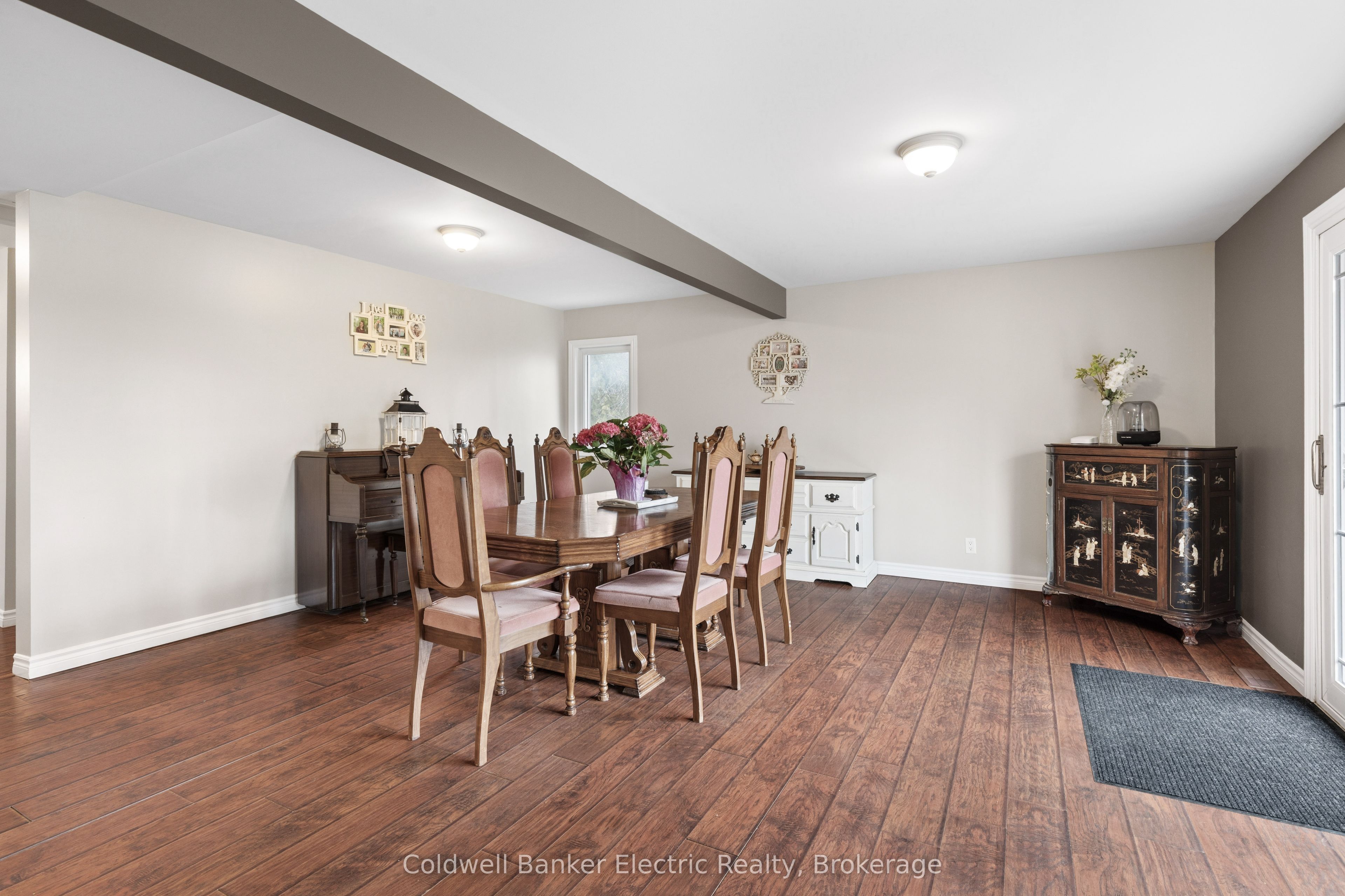 30 Woods Avenue Property Photo 8