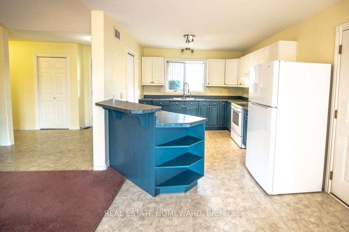 1235 Flood's Drive Property Photo 6