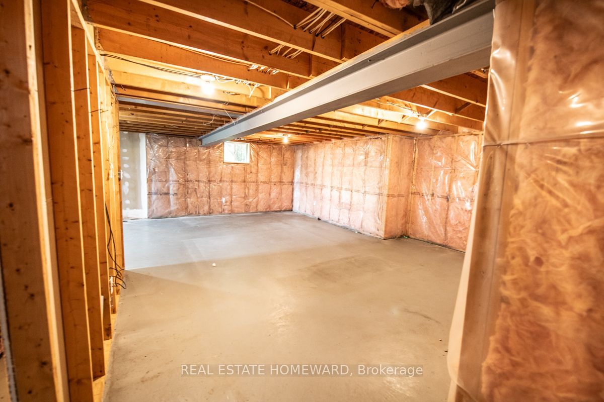 1235 Flood's Drive Property Photo 28