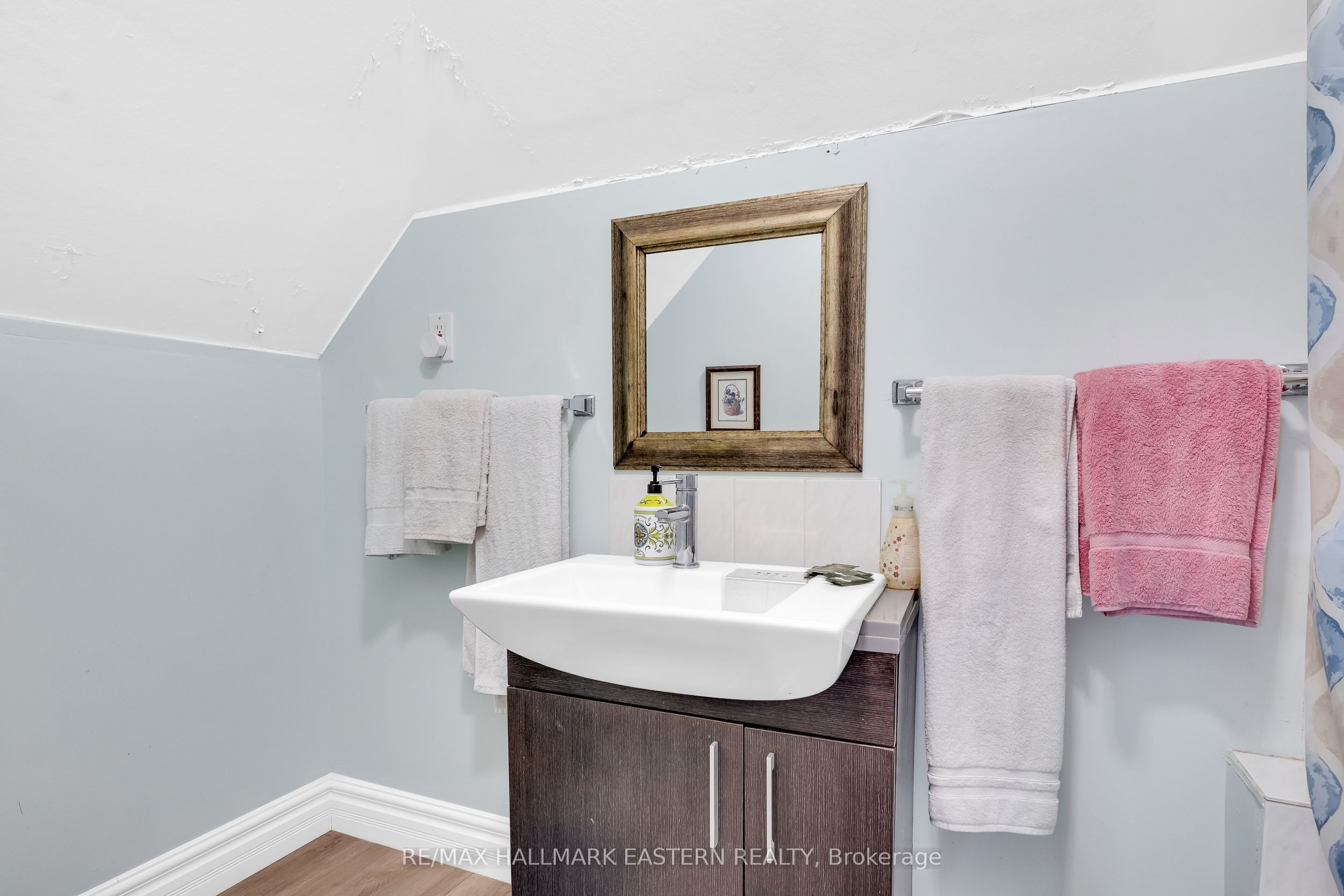 29 Bursthall Street Property Photo 47