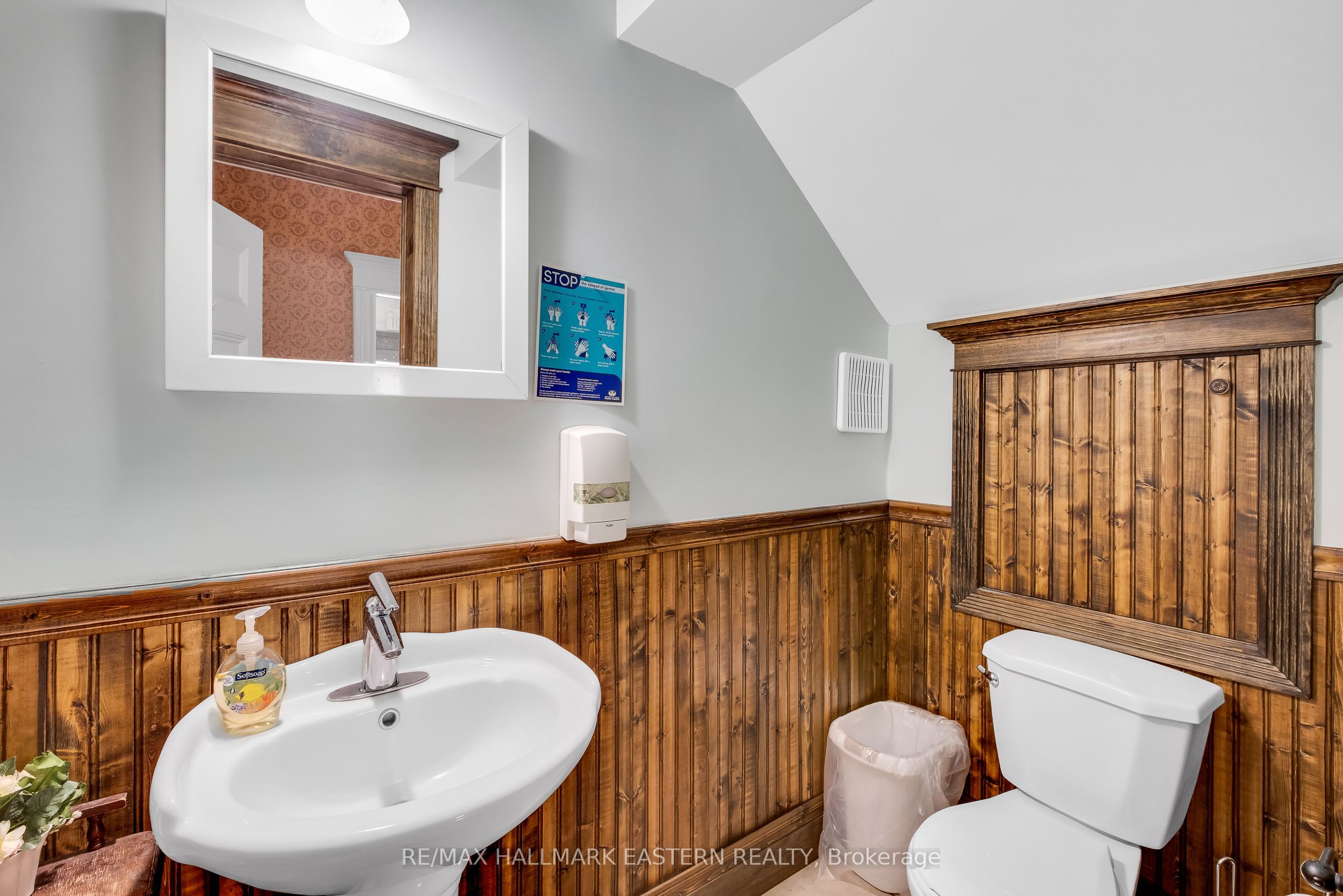 29 Bursthall Street Property Photo 48