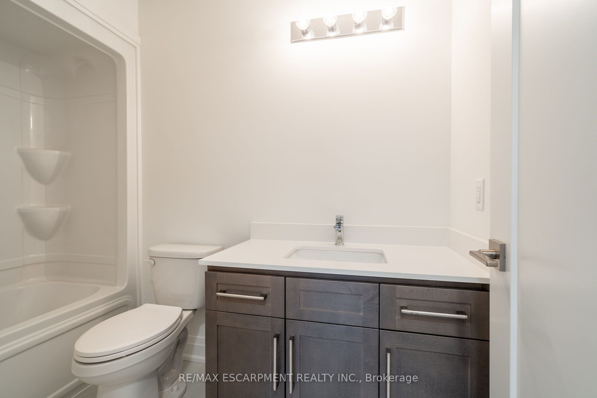 16 Clear Valley Lane Property Photo 15