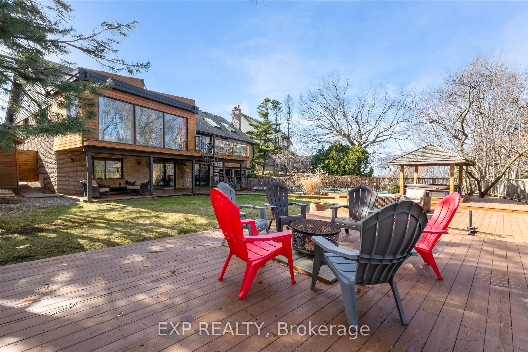 39 Hilts Drive Property Photo 1