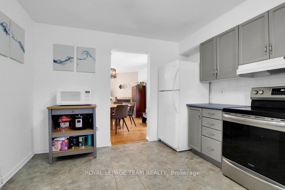 50 Burlington Crescent Property Photo 9