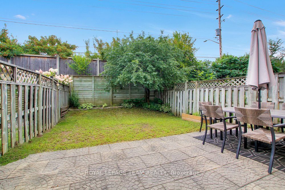 50 Burlington Crescent Property Photo 33