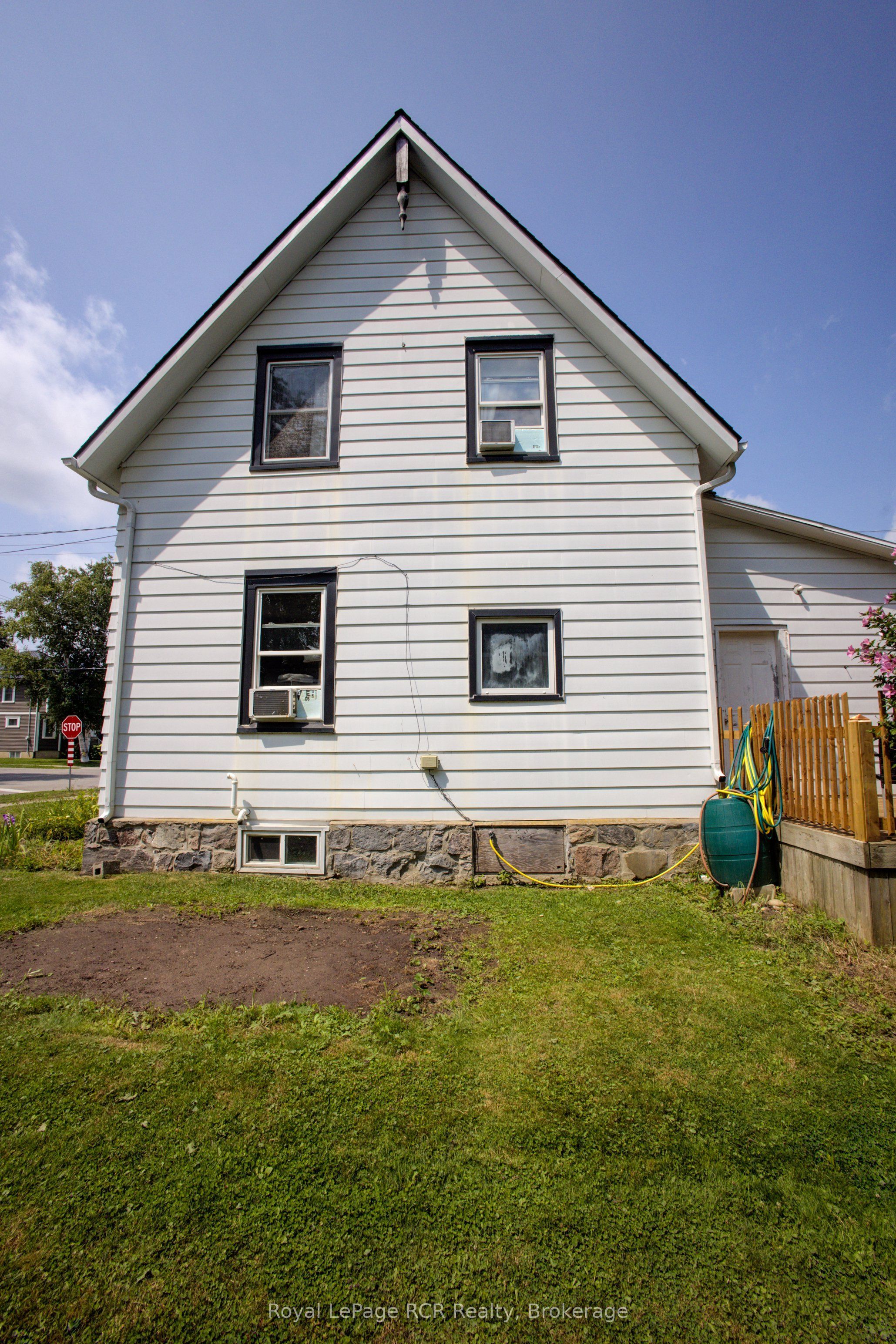 210 N Davidson Avenue N Property Photo 5