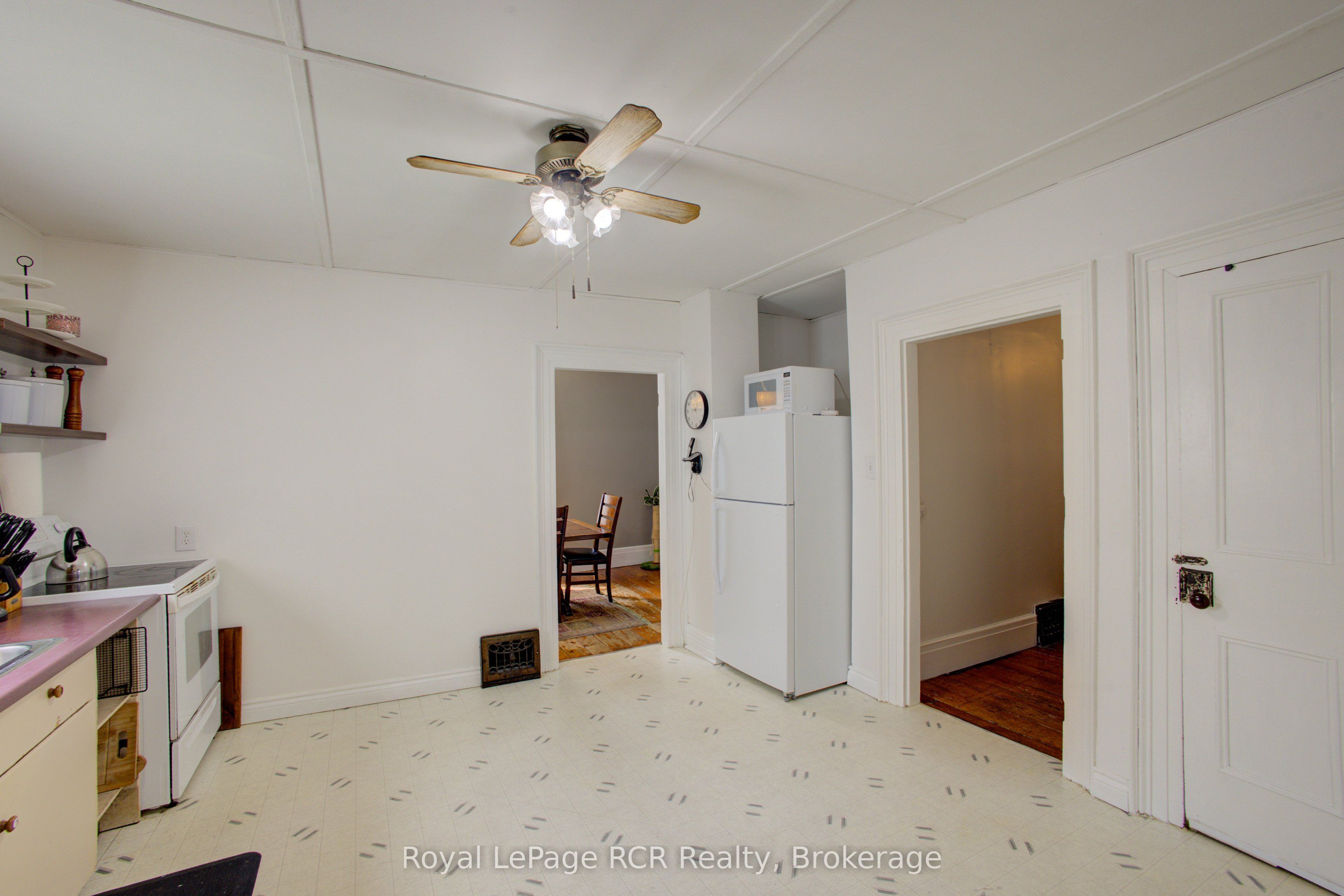 210 N Davidson Avenue N Property Photo 13