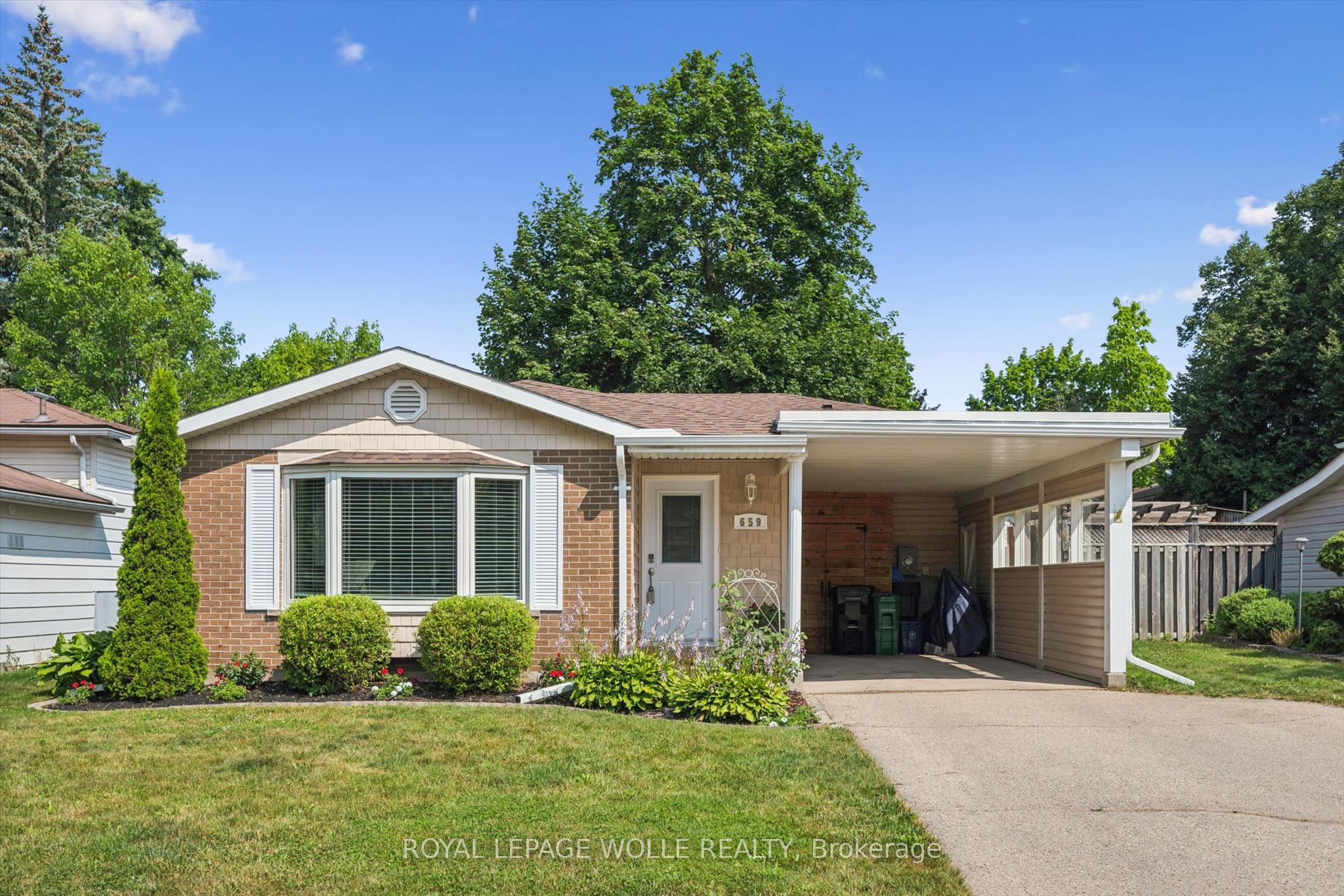 659 Glen Forrest Boulevard Property Photo 1