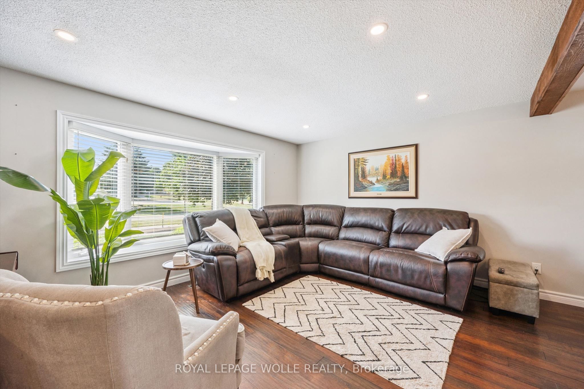 659 Glen Forrest Boulevard Property Photo 7