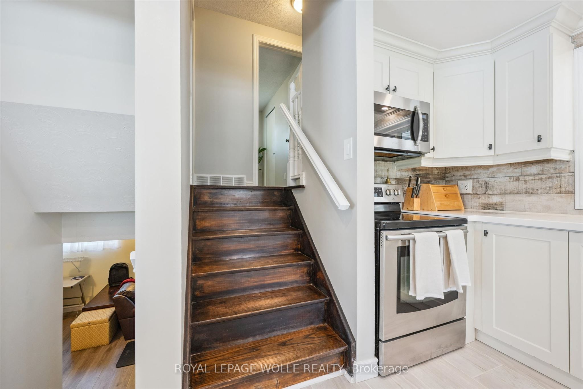659 Glen Forrest Boulevard Property Photo 18