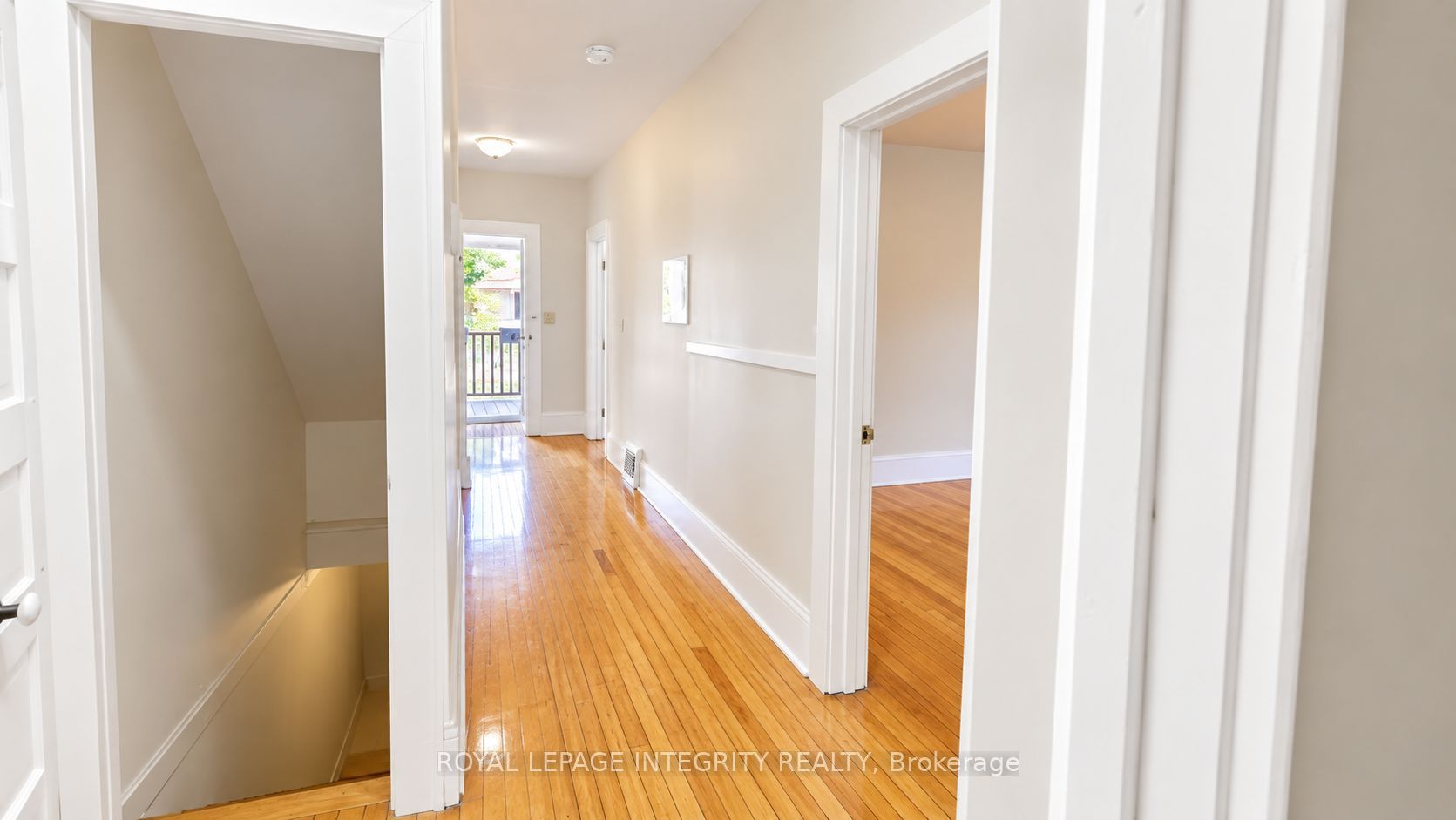 444 Gladstone Avenue Property Photo 5
