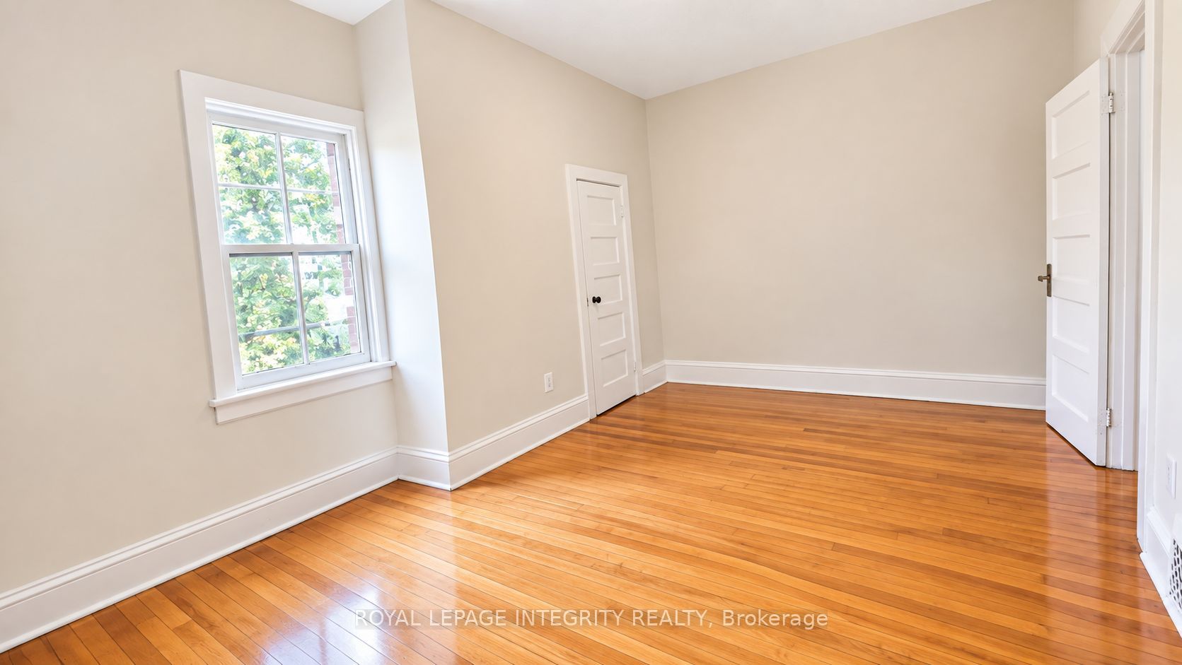 444 Gladstone Avenue Property Photo 16