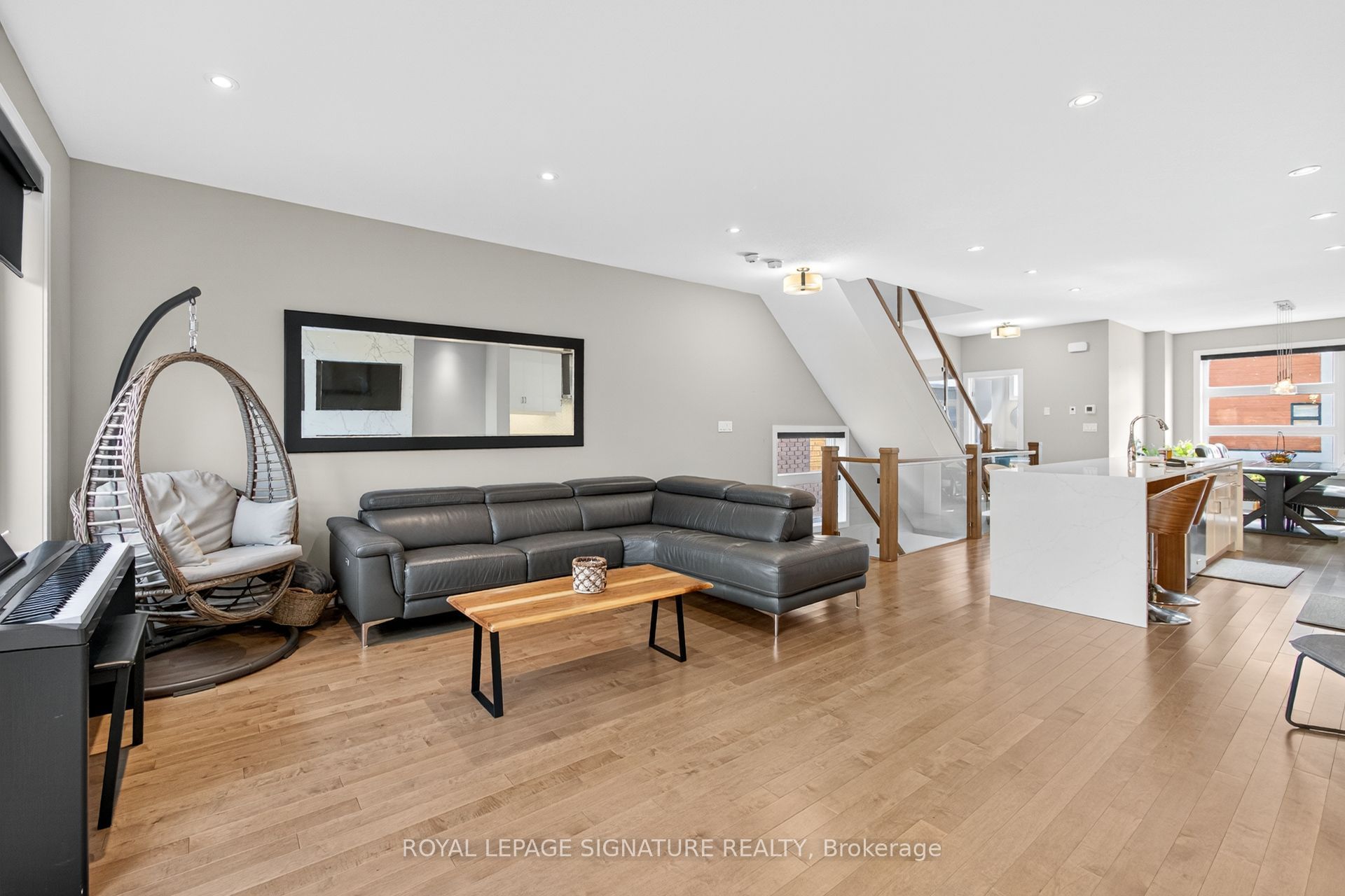 60 Arkell Road 57 Property Photo 14