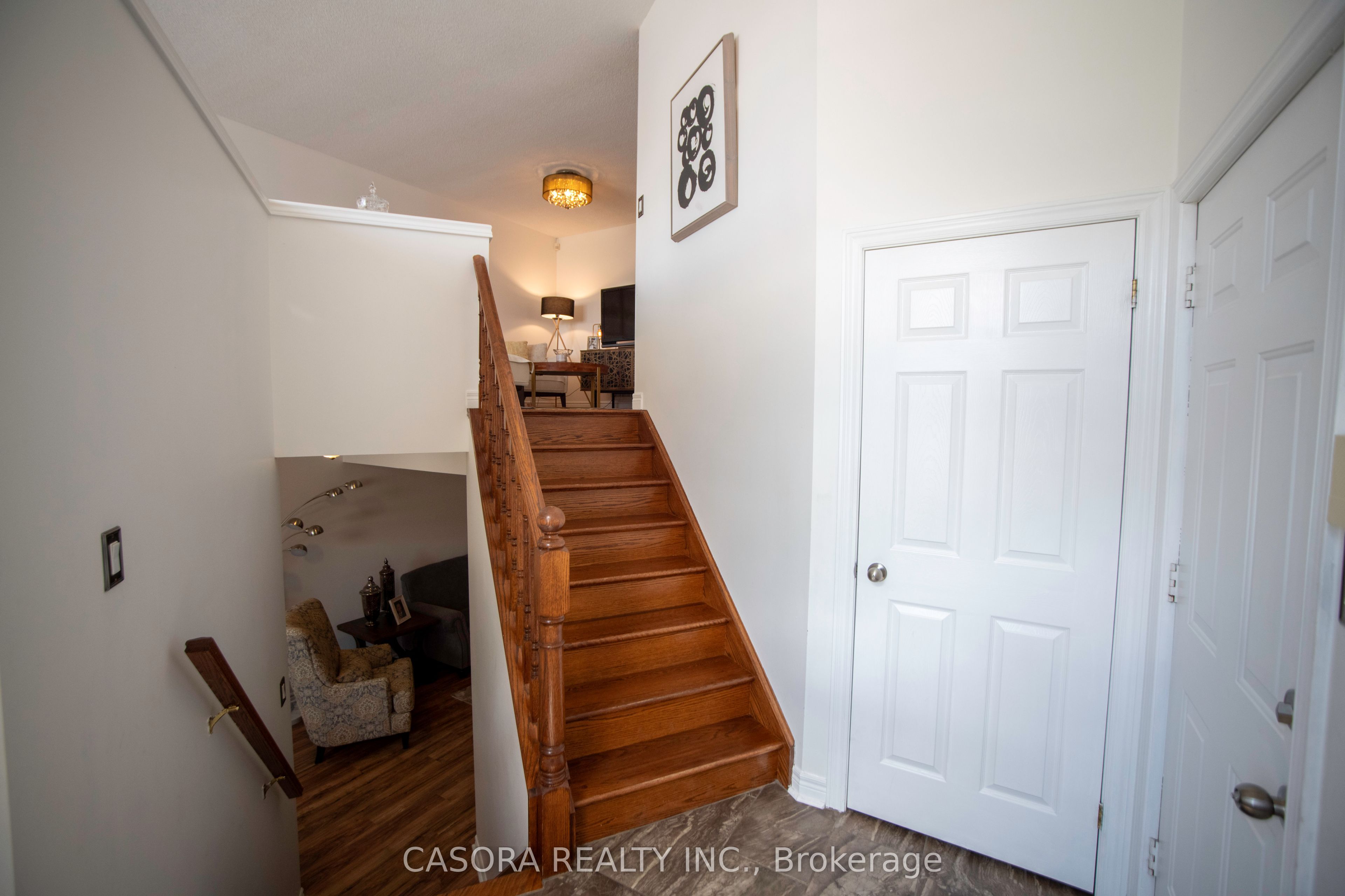 57 Ossington Drive Property Photo 3