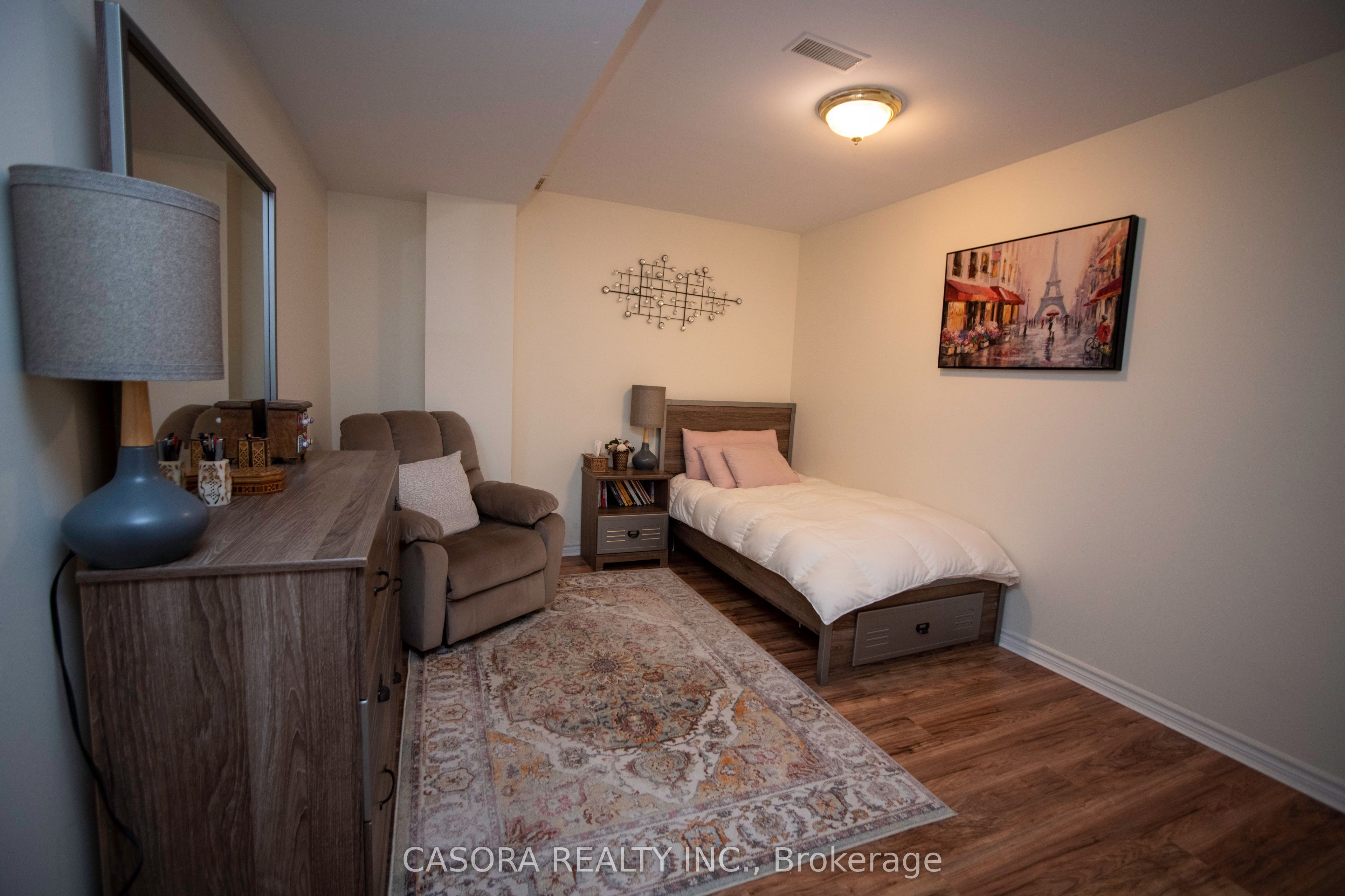 57 Ossington Drive Property Photo 38