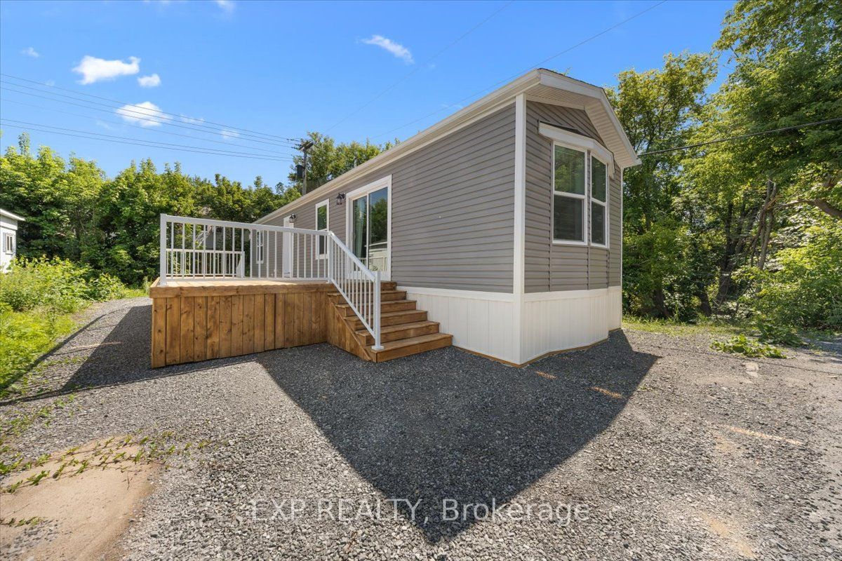 35 Vanier Road Property Photo 7