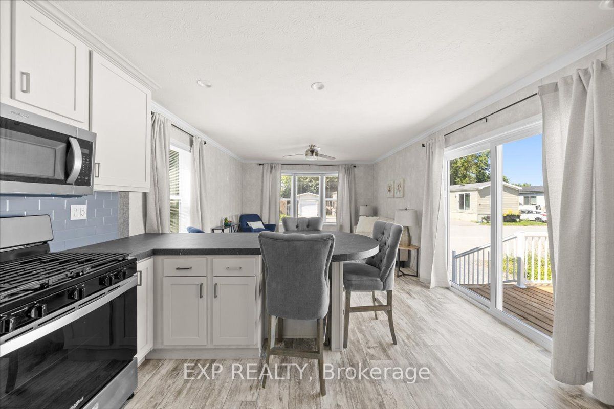 35 Vanier Road Property Photo 12
