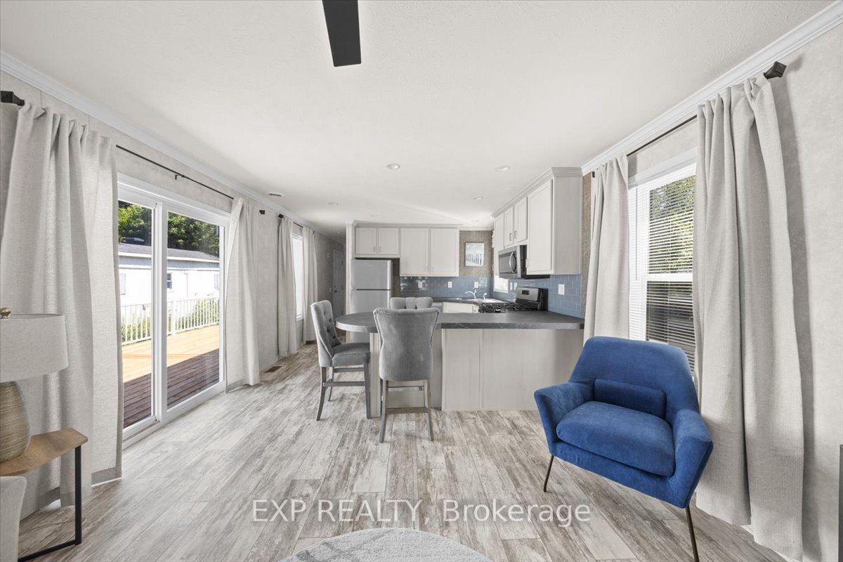 35 Vanier Road Property Photo 15
