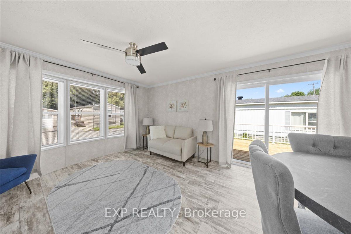 35 Vanier Road Property Photo 18