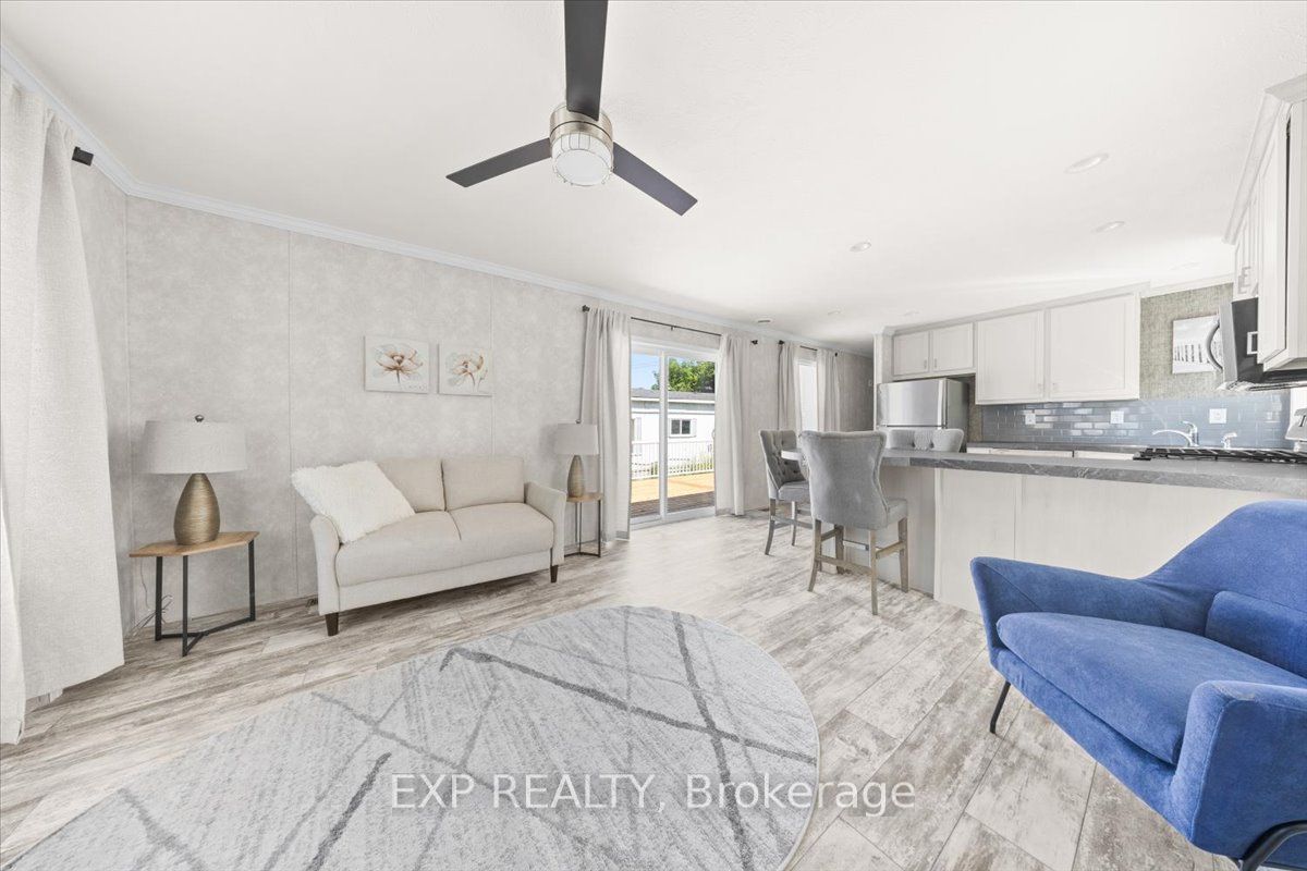 35 Vanier Road Property Photo 19