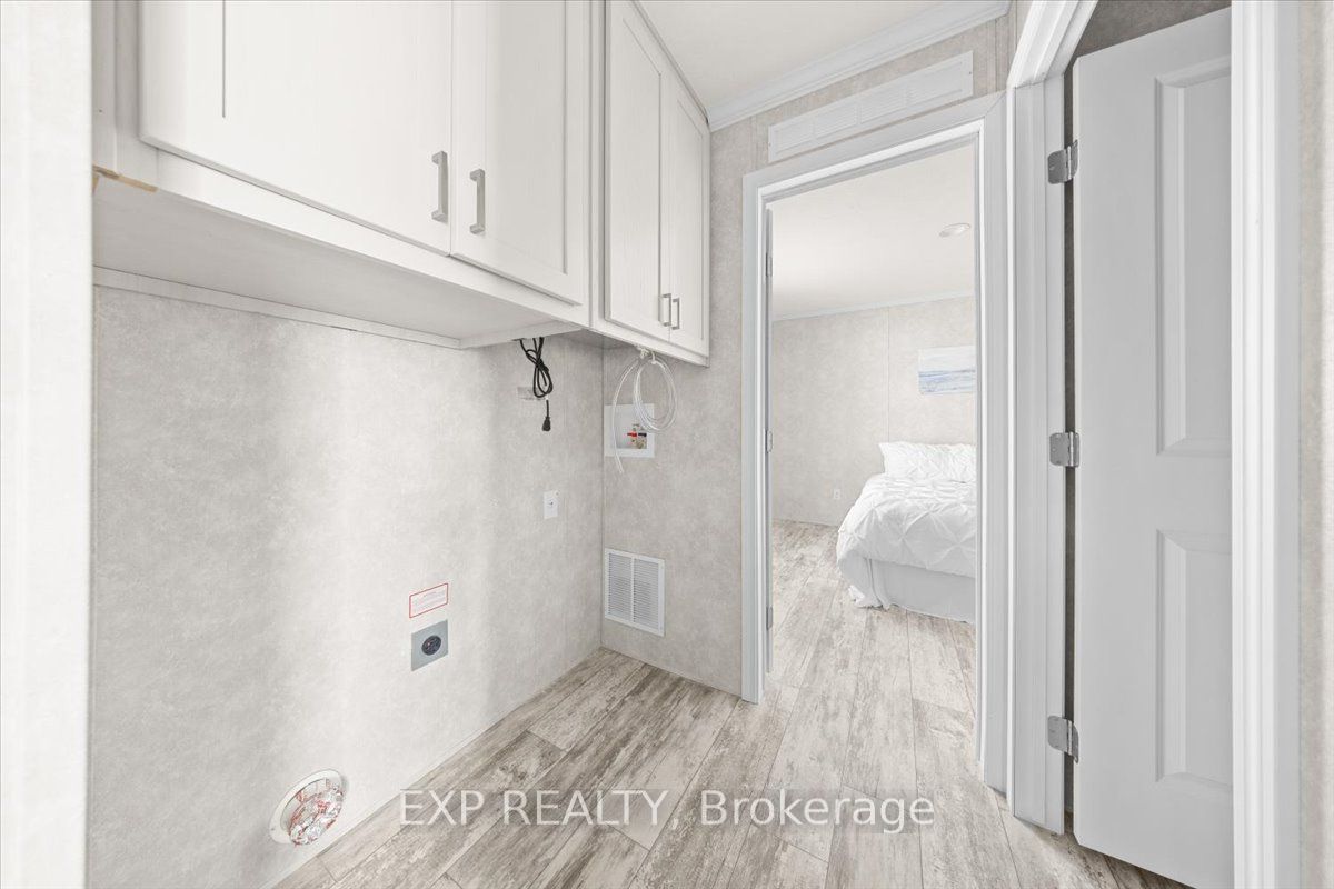 35 Vanier Road Property Photo 20