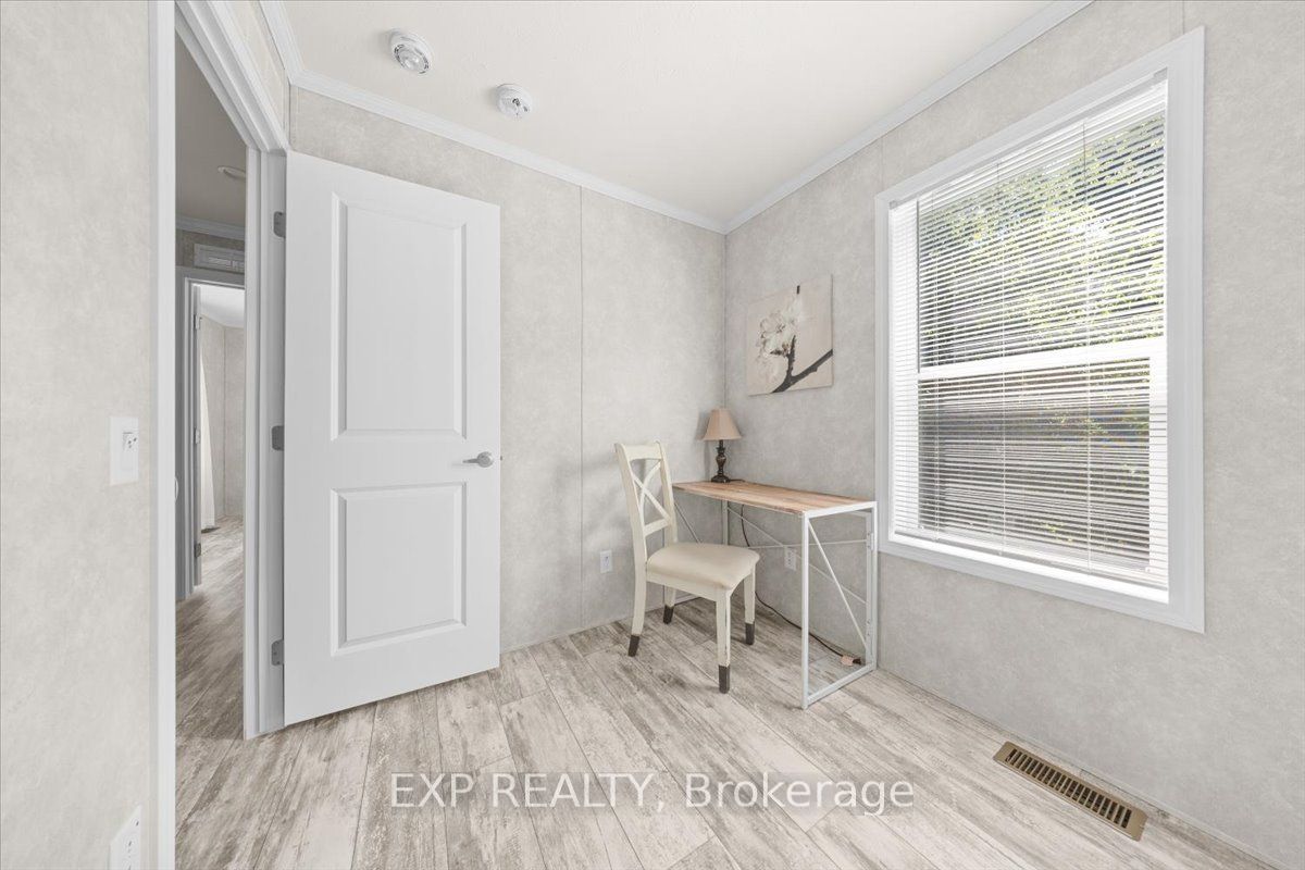 35 Vanier Road Property Photo 26