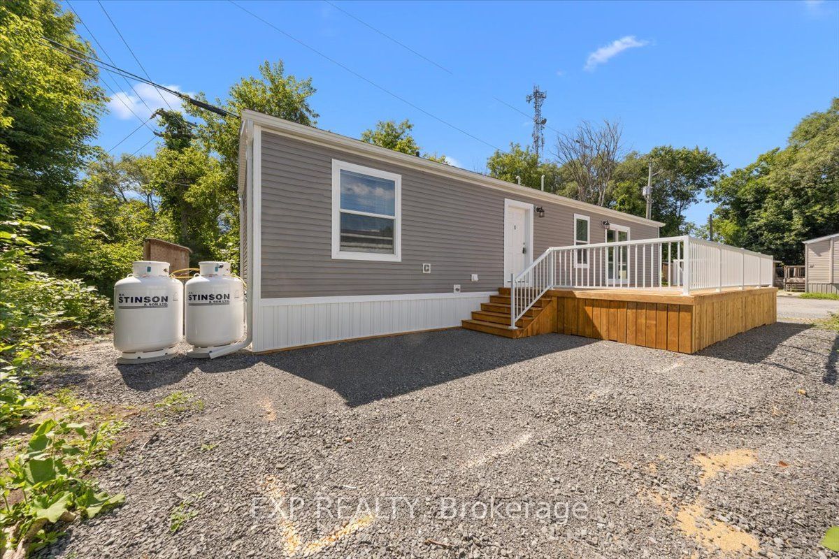 35 Vanier Road Property Photo 30