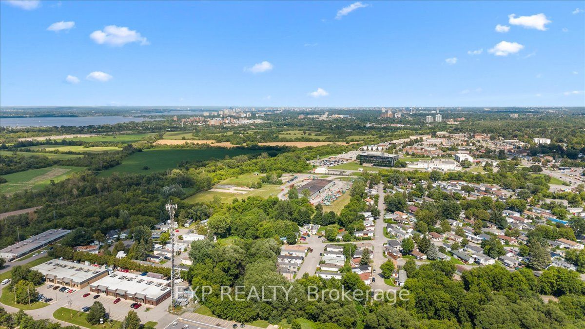 35 Vanier Road Property Photo 39