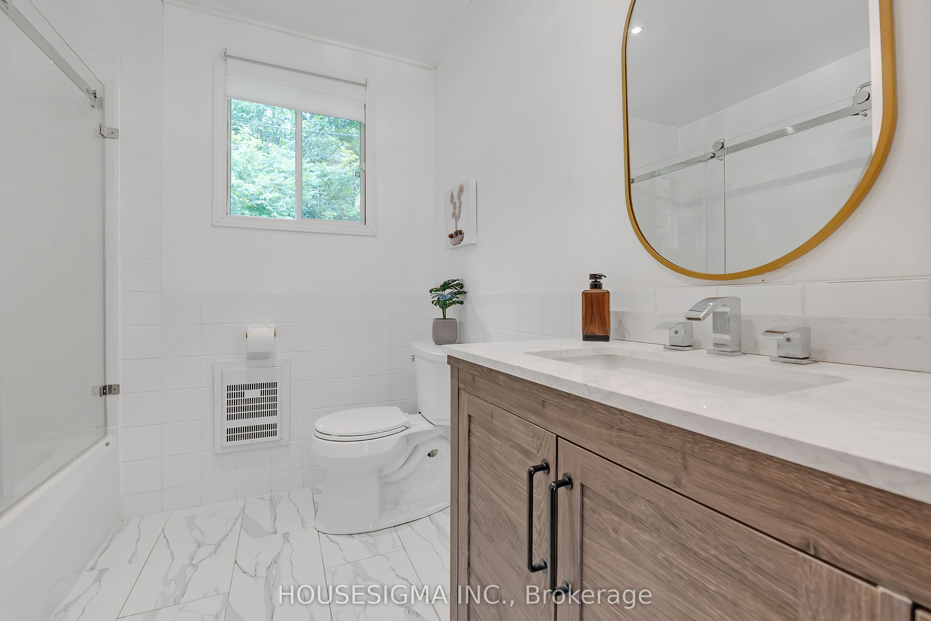 7178 Highway 35 Property Photo 45
