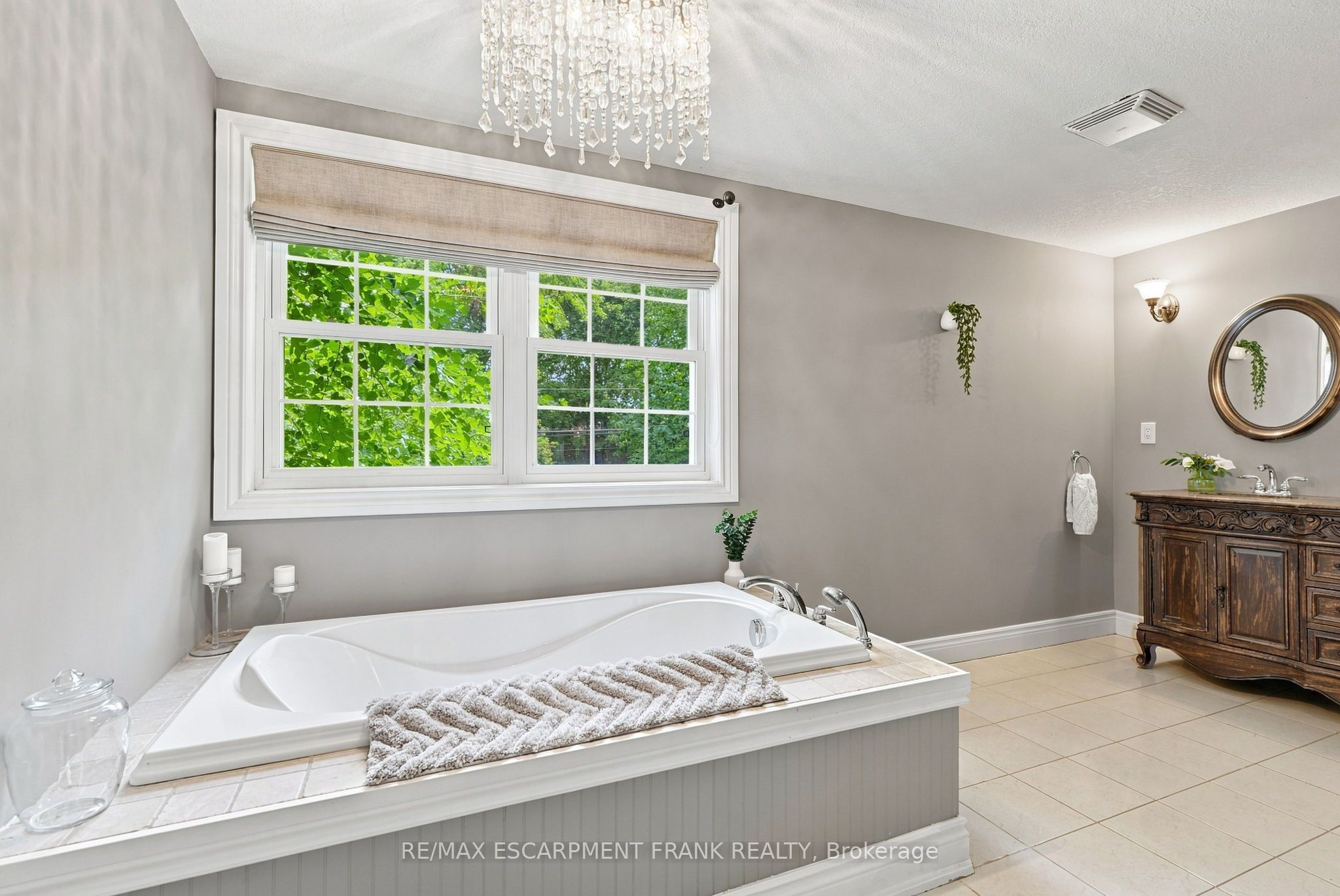 110 Old Ancaster Road Property Photo 22