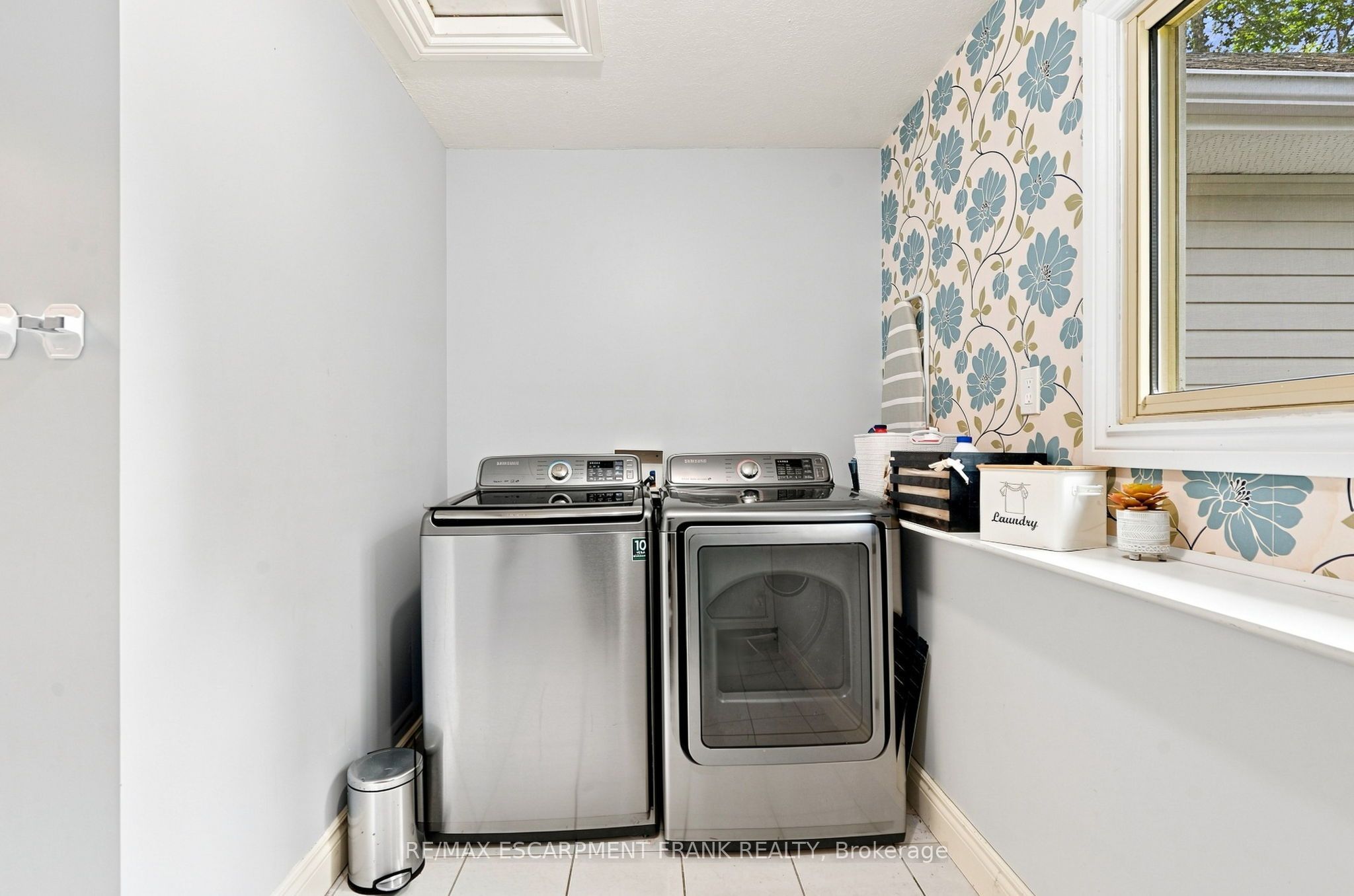 110 Old Ancaster Road Property Photo 32