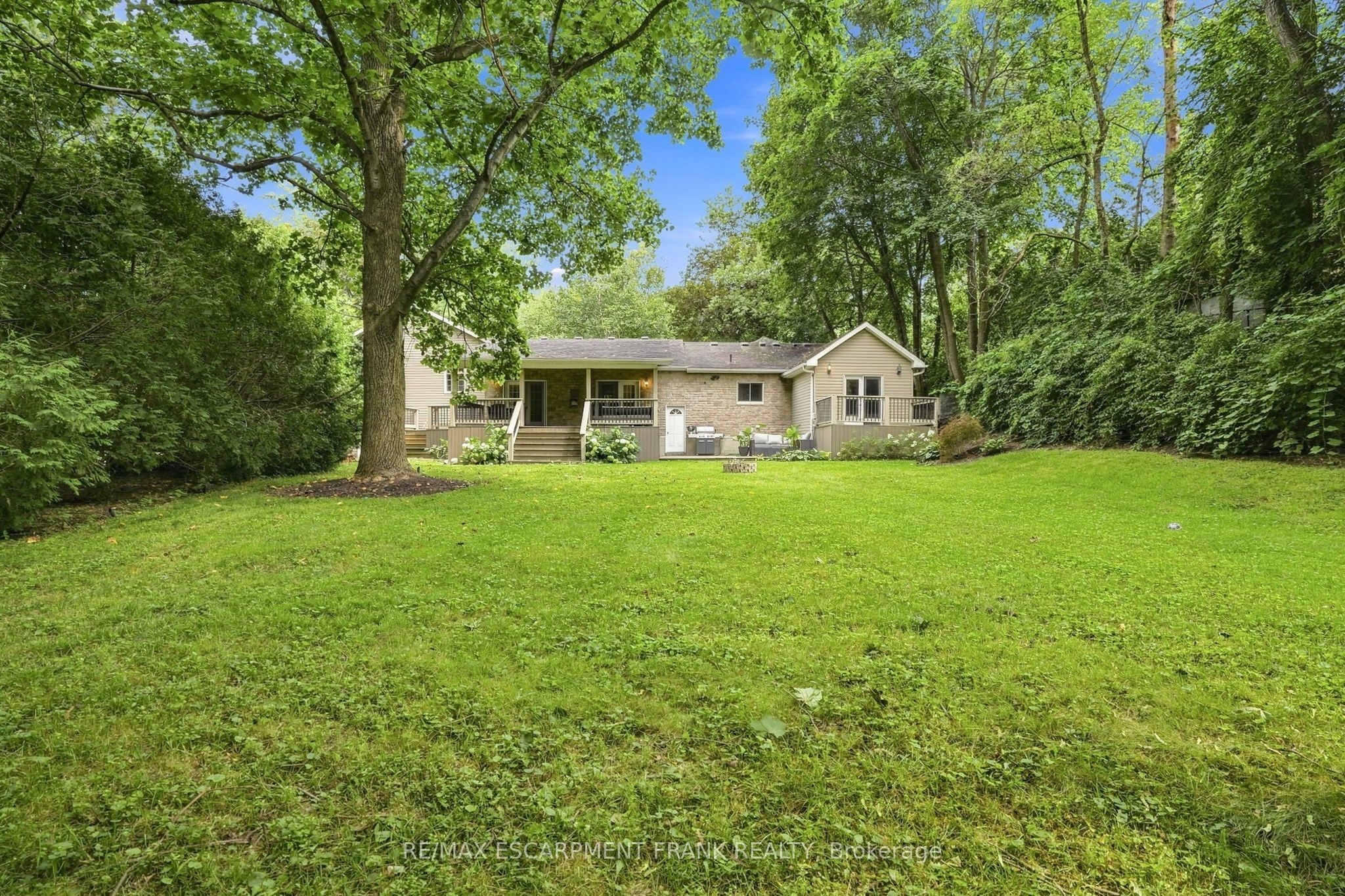 110 Old Ancaster Road Property Photo 48