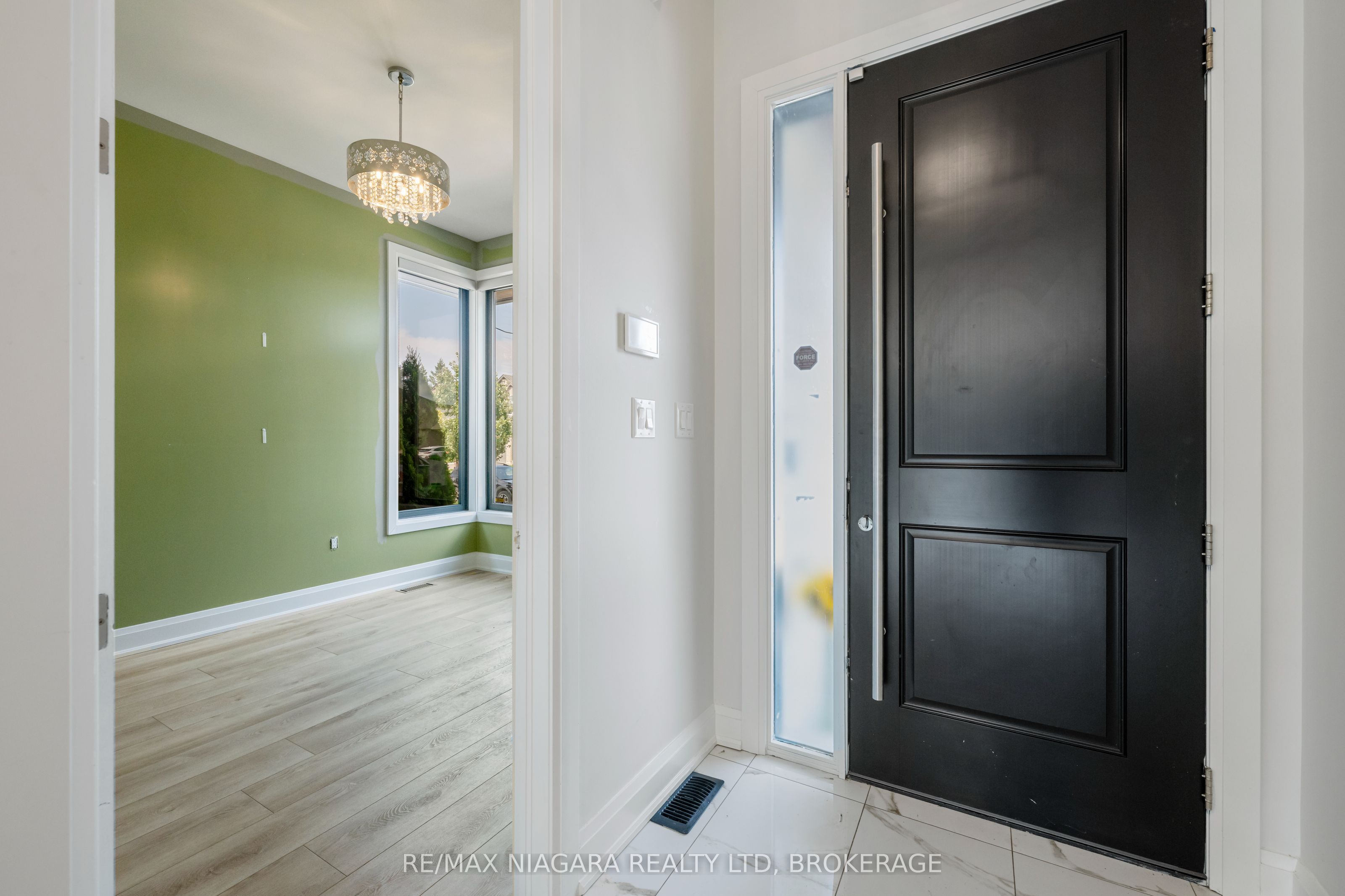 31 Berkshire Drive Property Photo 17