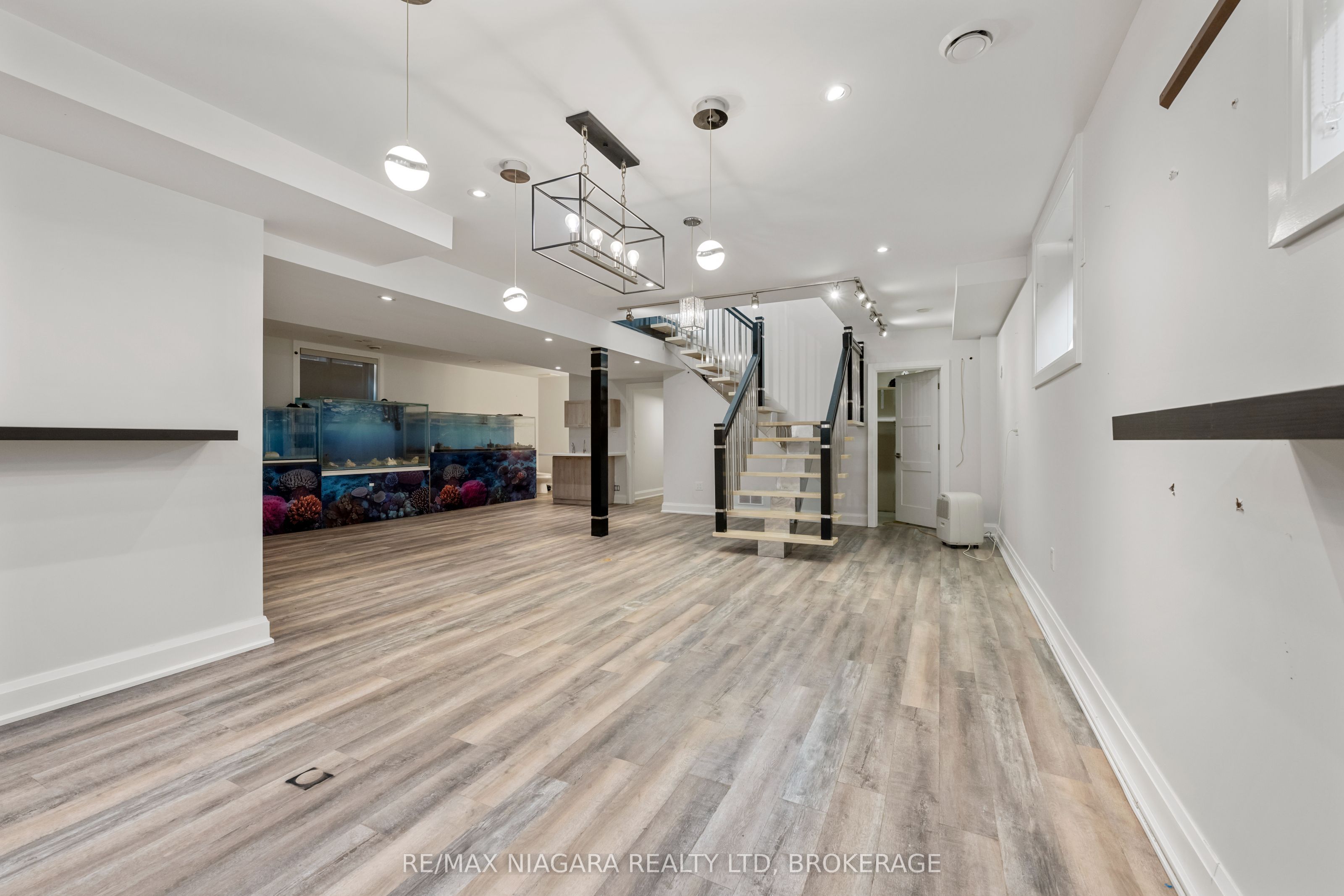 31 Berkshire Drive Property Photo 25
