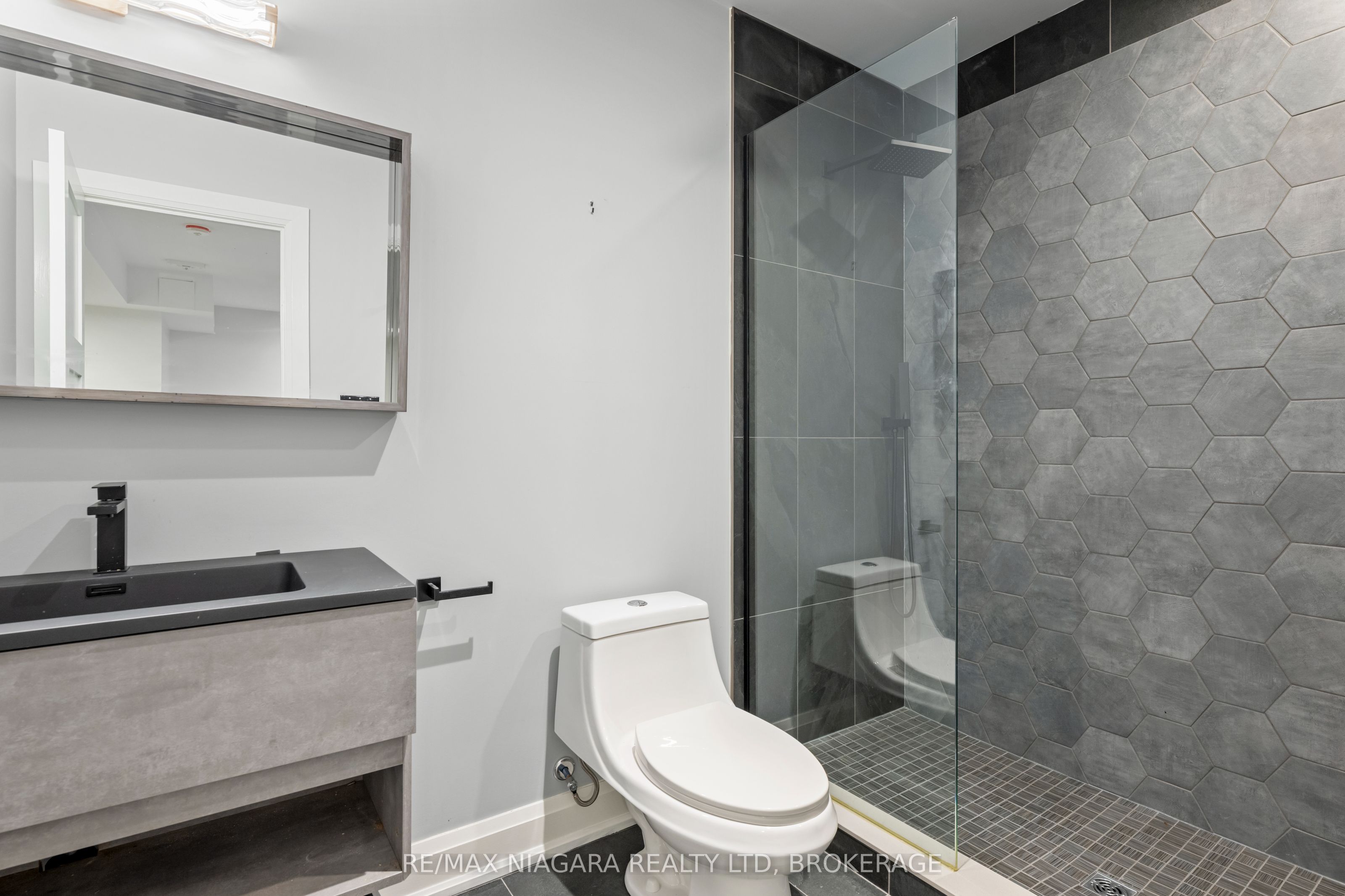 31 Berkshire Drive Property Photo 32