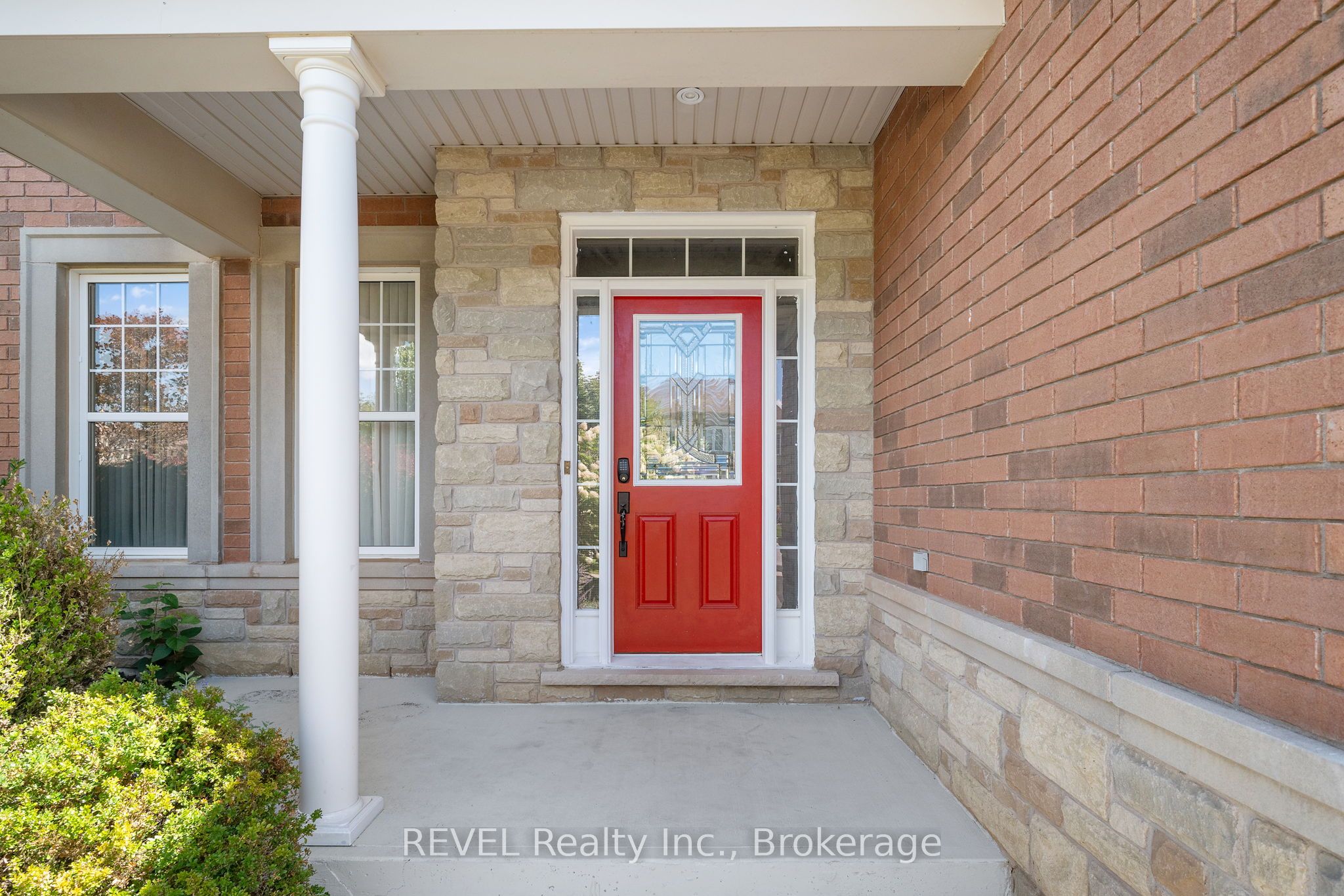X13664704 Property Photo 4
