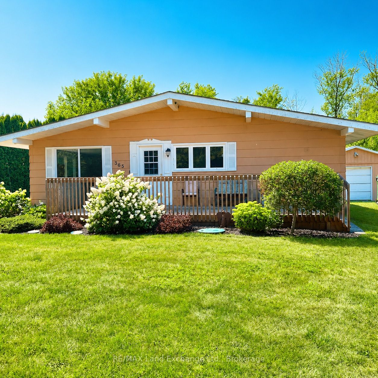 365 Lake Range Drive Property Photo 1