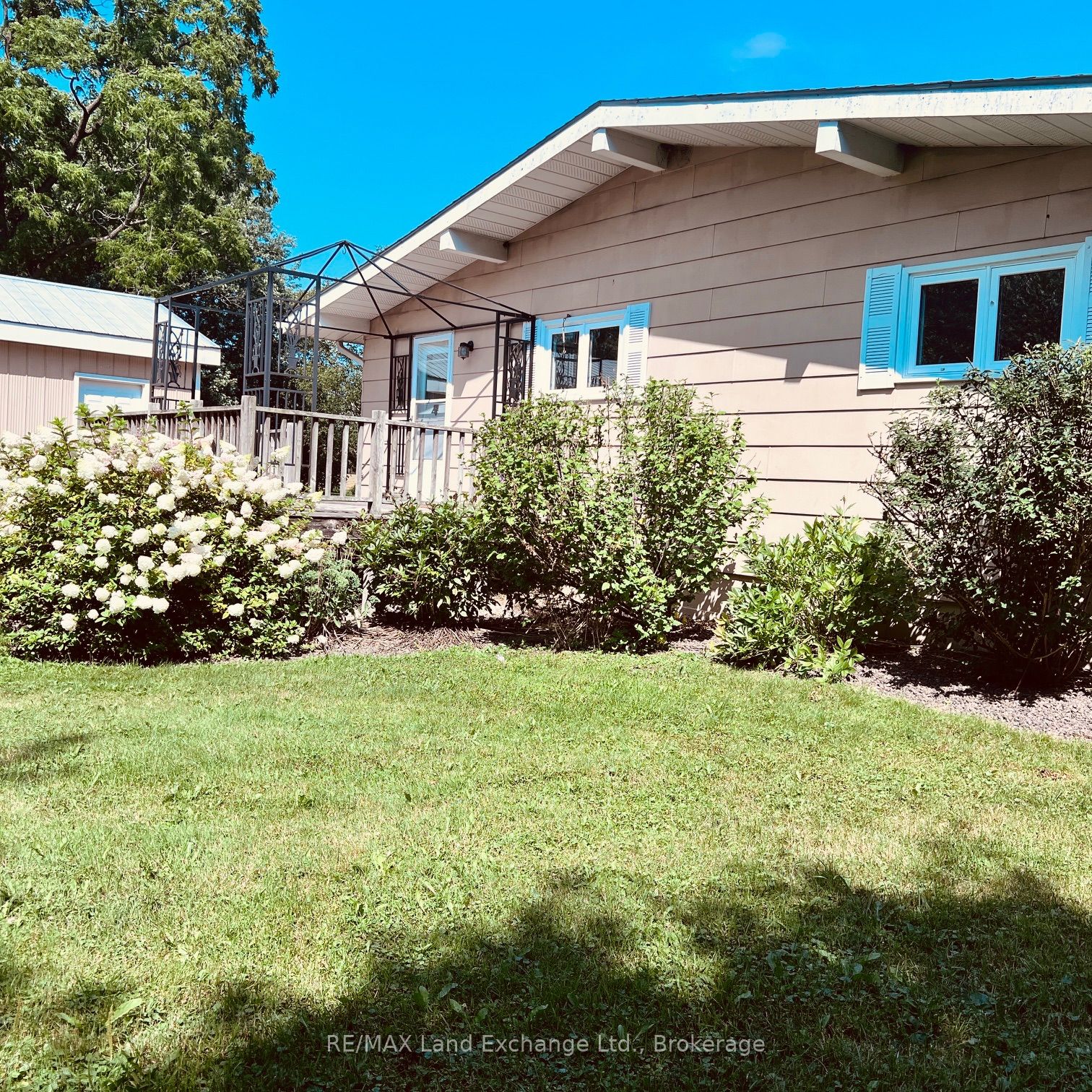 365 Lake Range Drive Property Photo 7